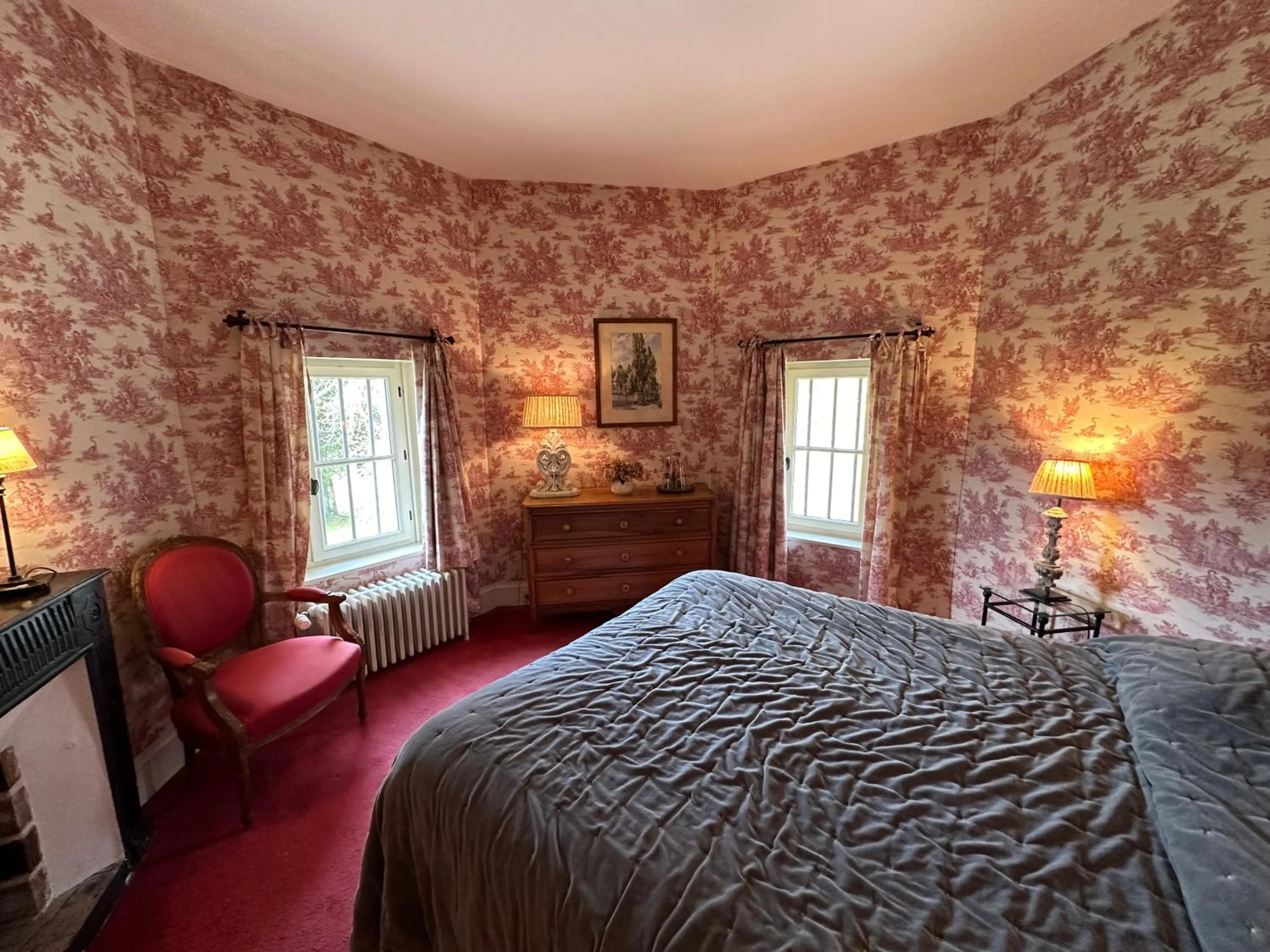 Bedroom, Bed in Chateau des Arpentis