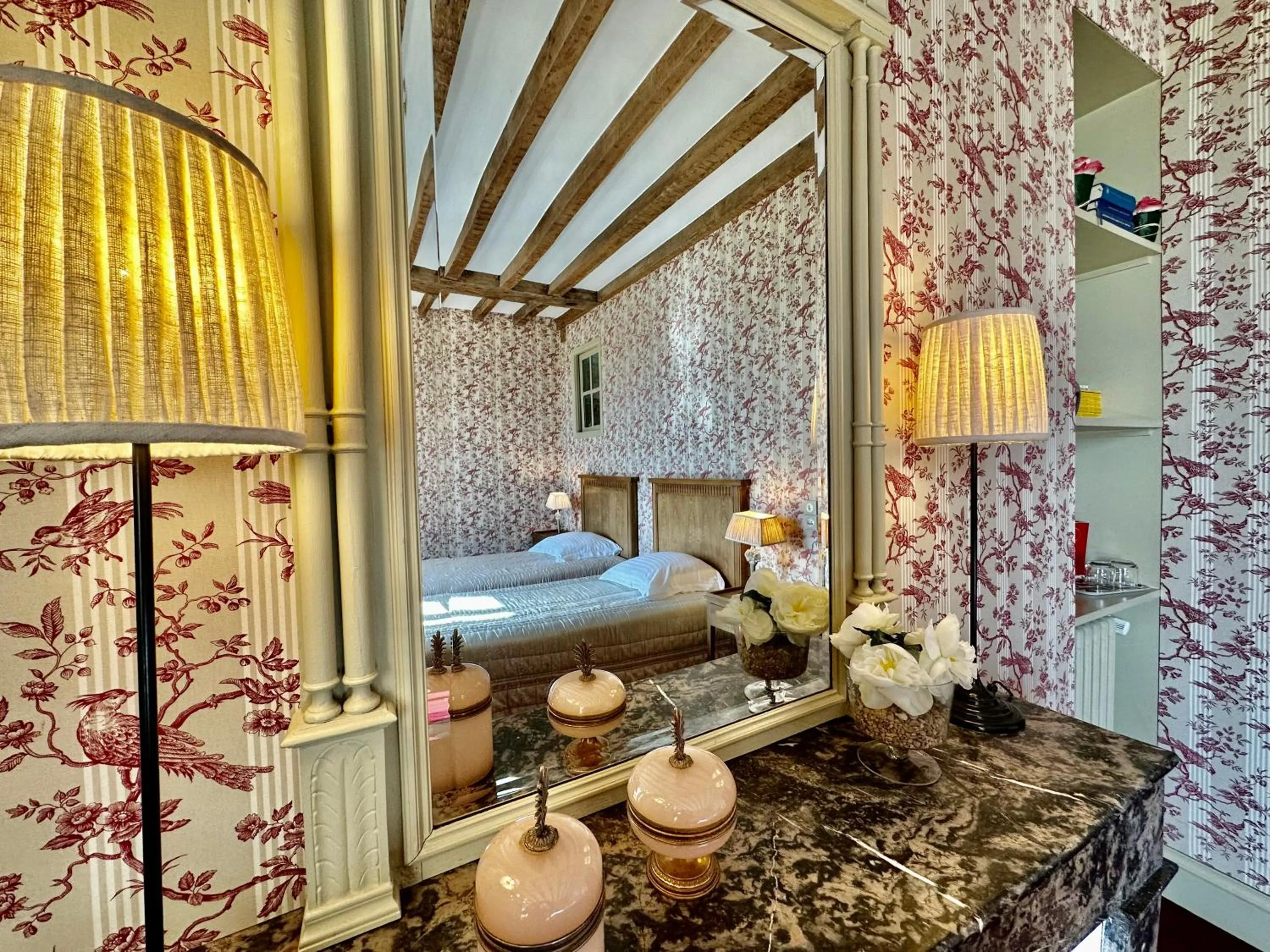 Bed in Chateau des Arpentis