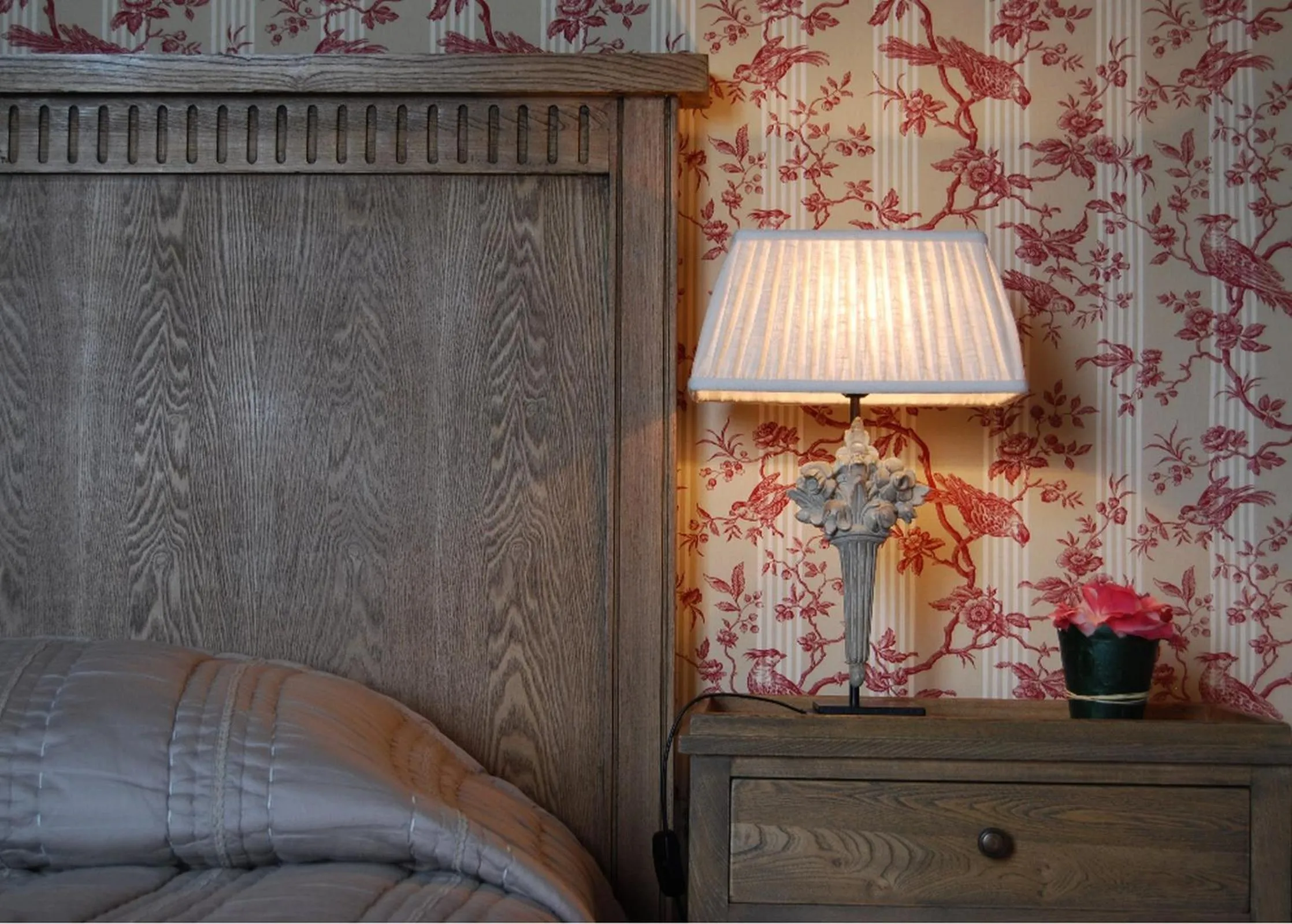 Bed in Chateau des Arpentis
