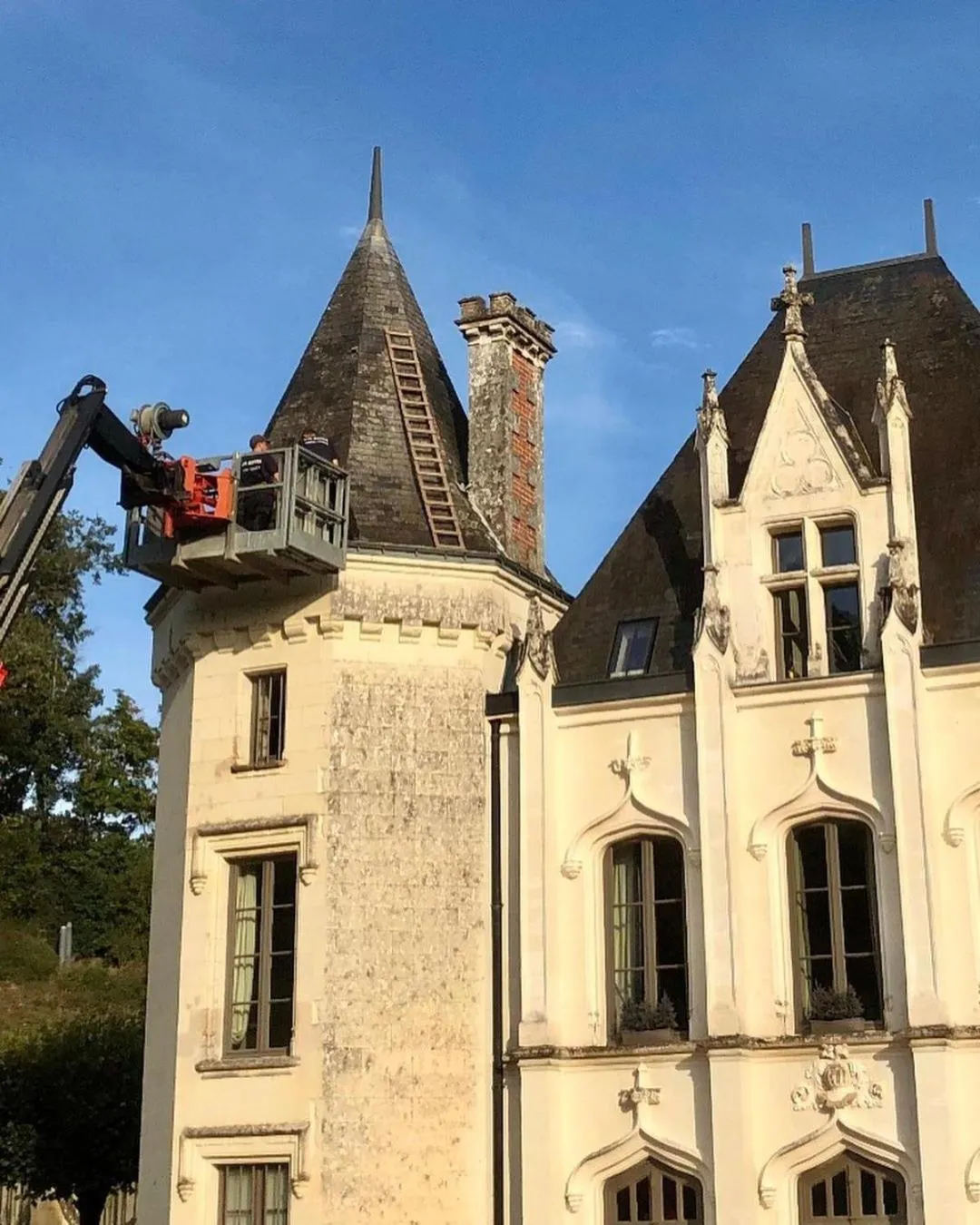 Property building in Chateau des Arpentis