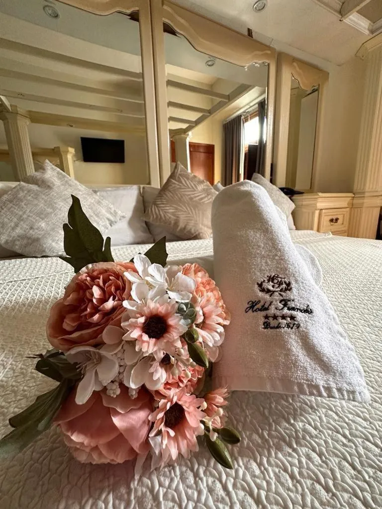 Bed in Hotel Frances