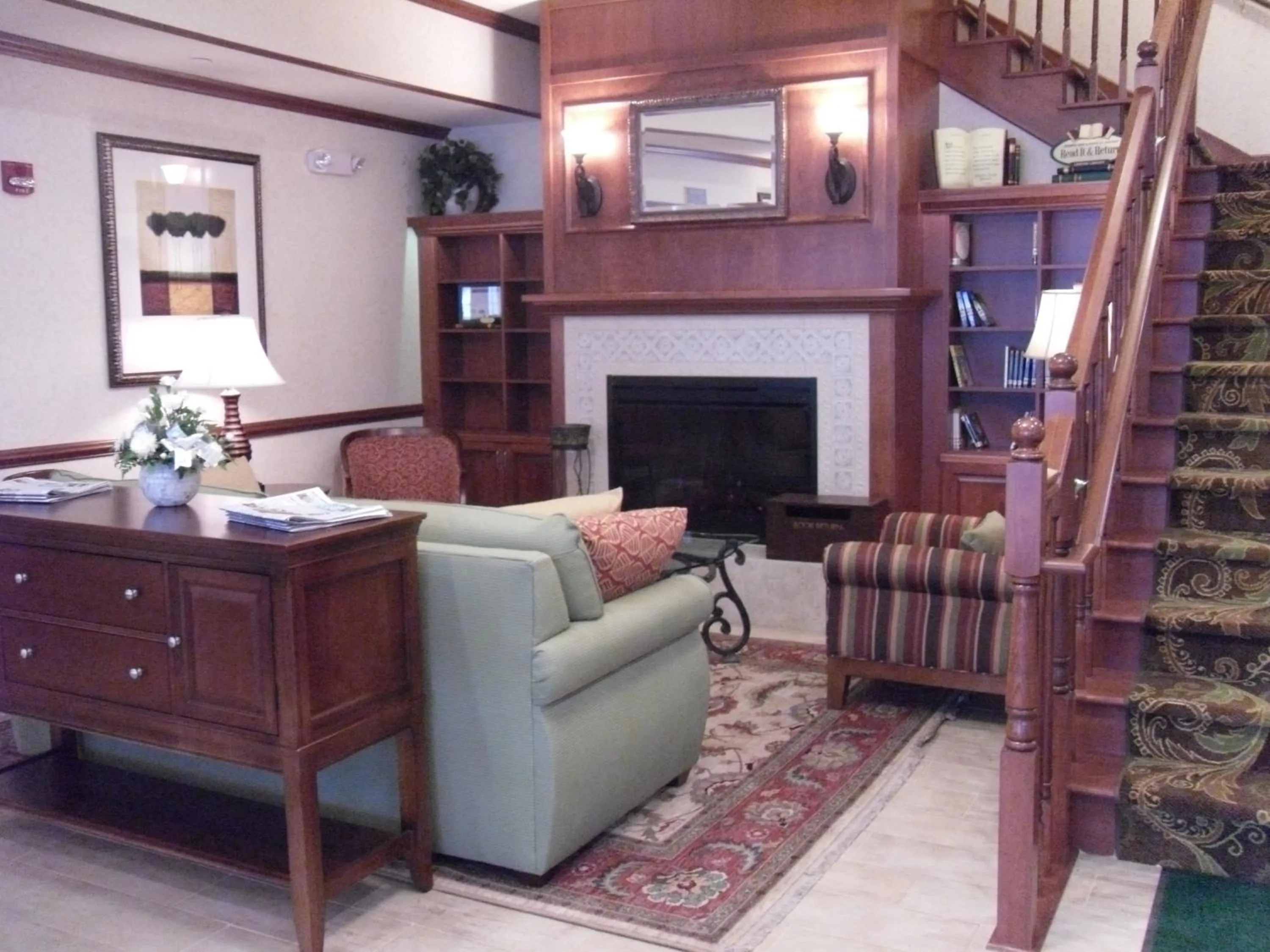 Lobby or reception in Spark by Hilton Washington Meadowlands Blvd