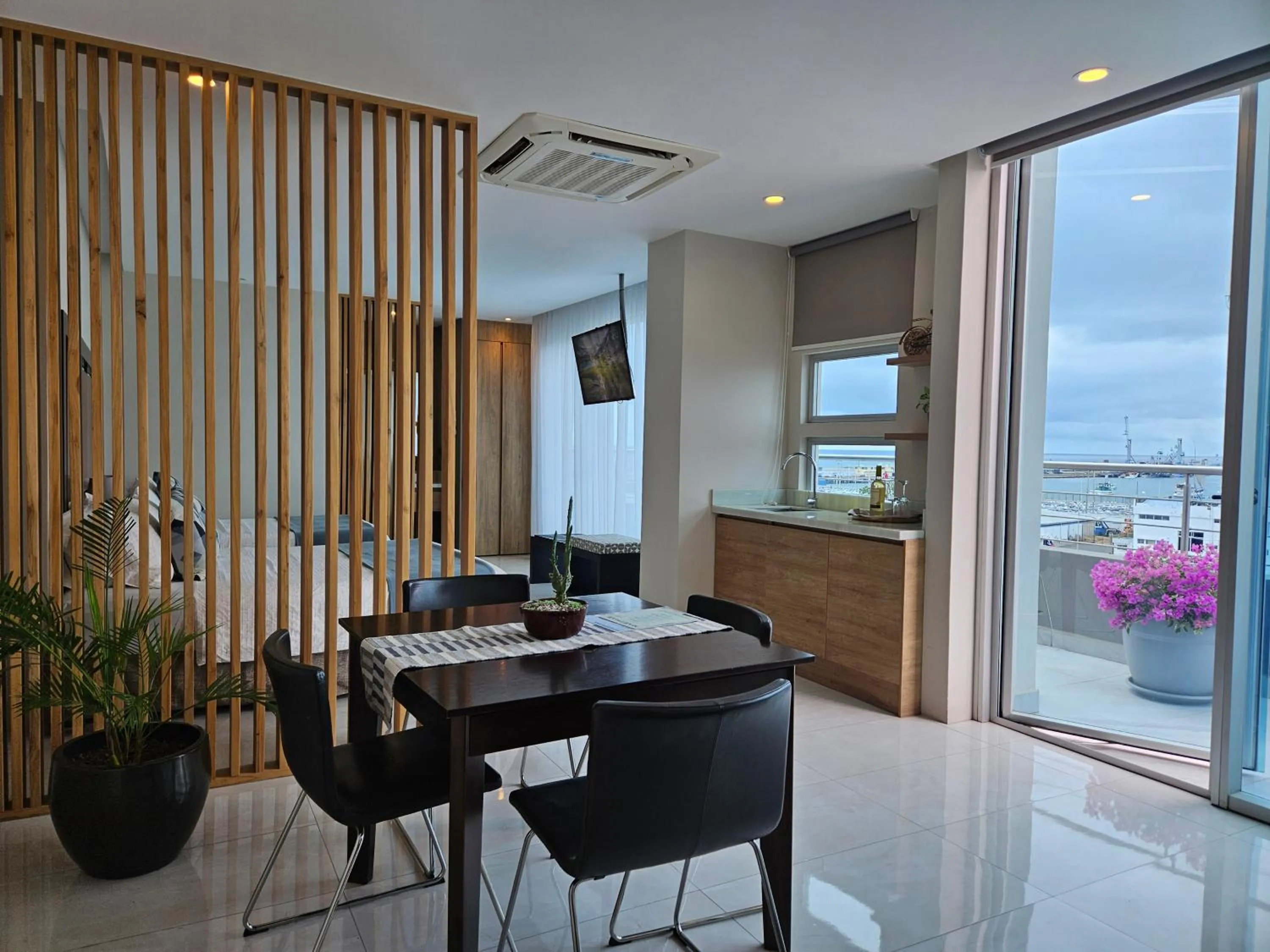 Natural landscape in Hotel Perla Spondylus