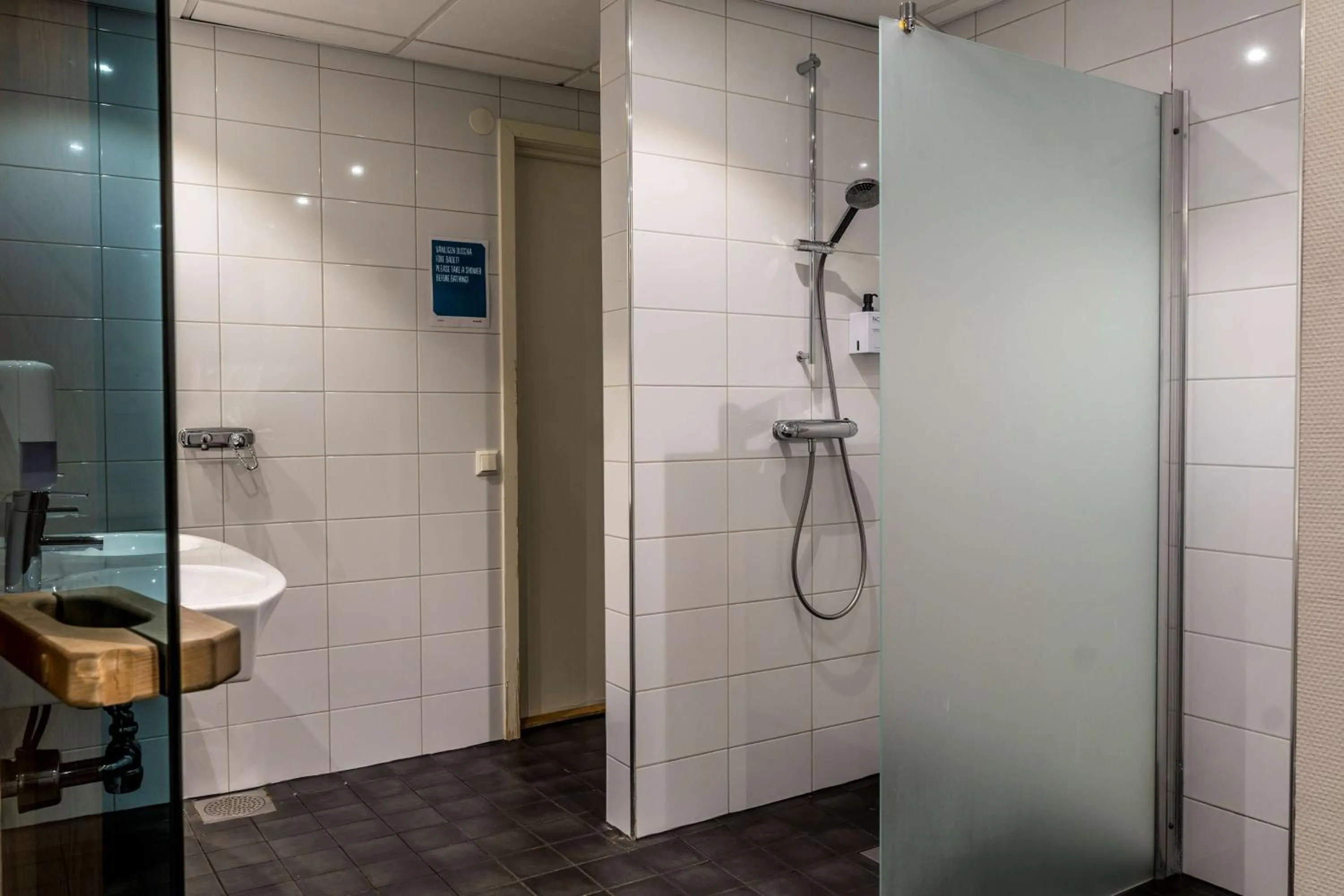 Bathroom in Scandic Swania