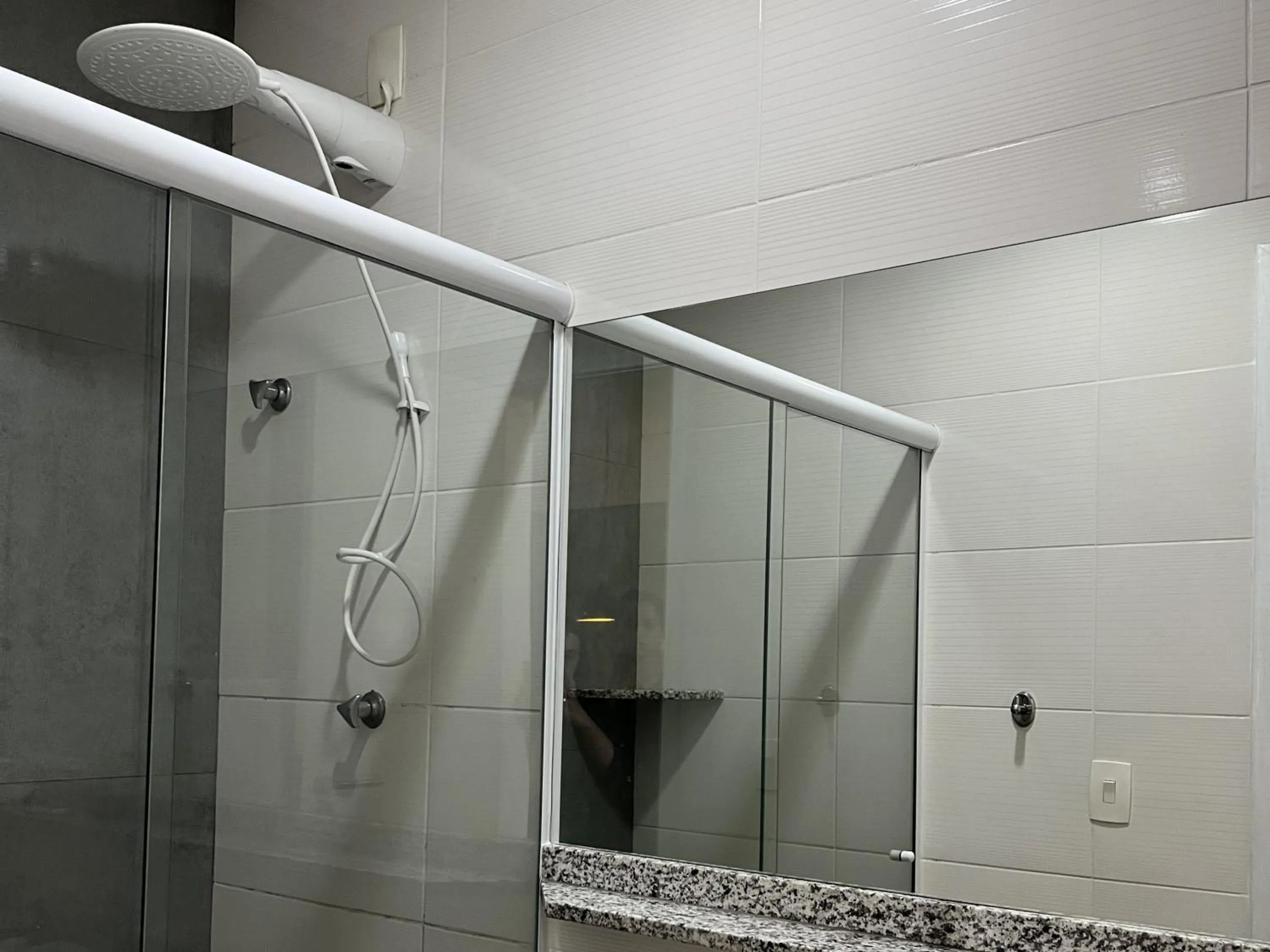 Shower in Hotel Flat Itaipava