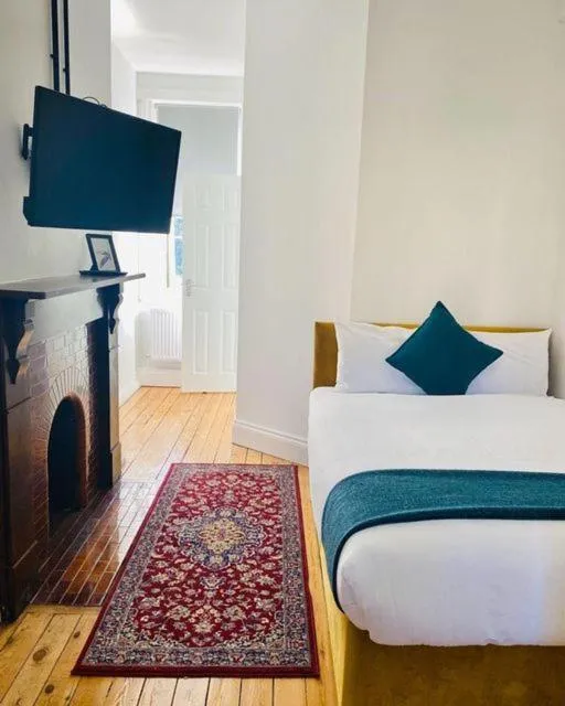 Bed in Endsleigh Park Hotel