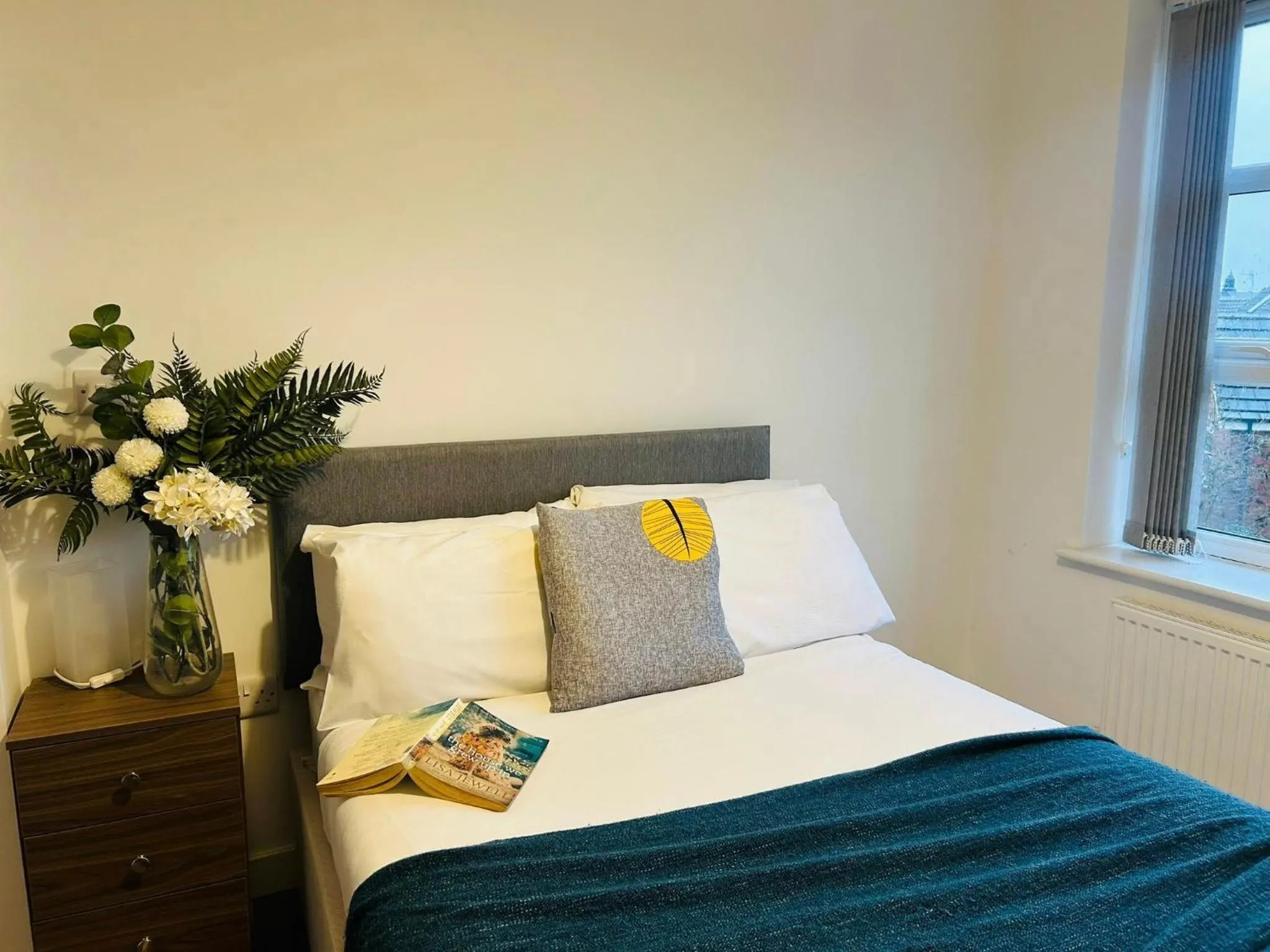 Bed in Endsleigh Park Hotel