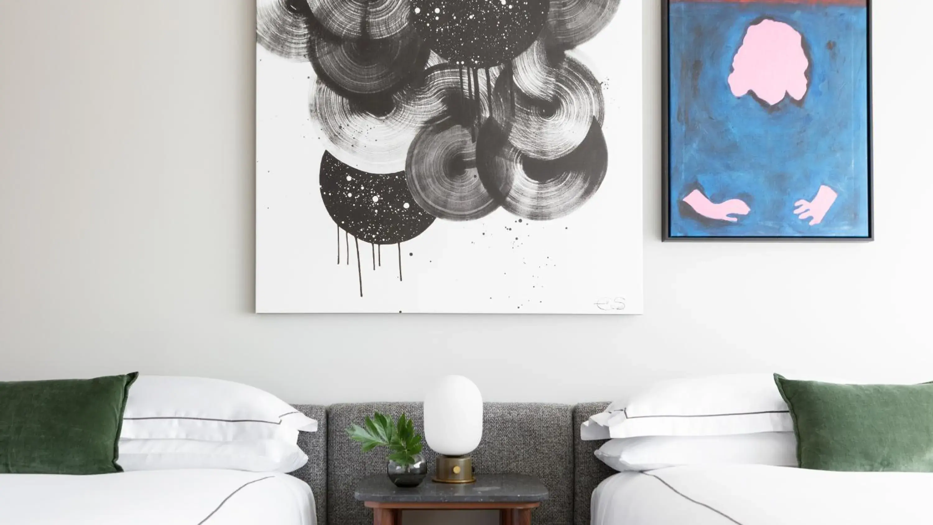 Decorative detail, Bed in Kimpton Banneker Hotel by IHG Decorative detail, Bed in Kimpton Banneker Hotel by IHG