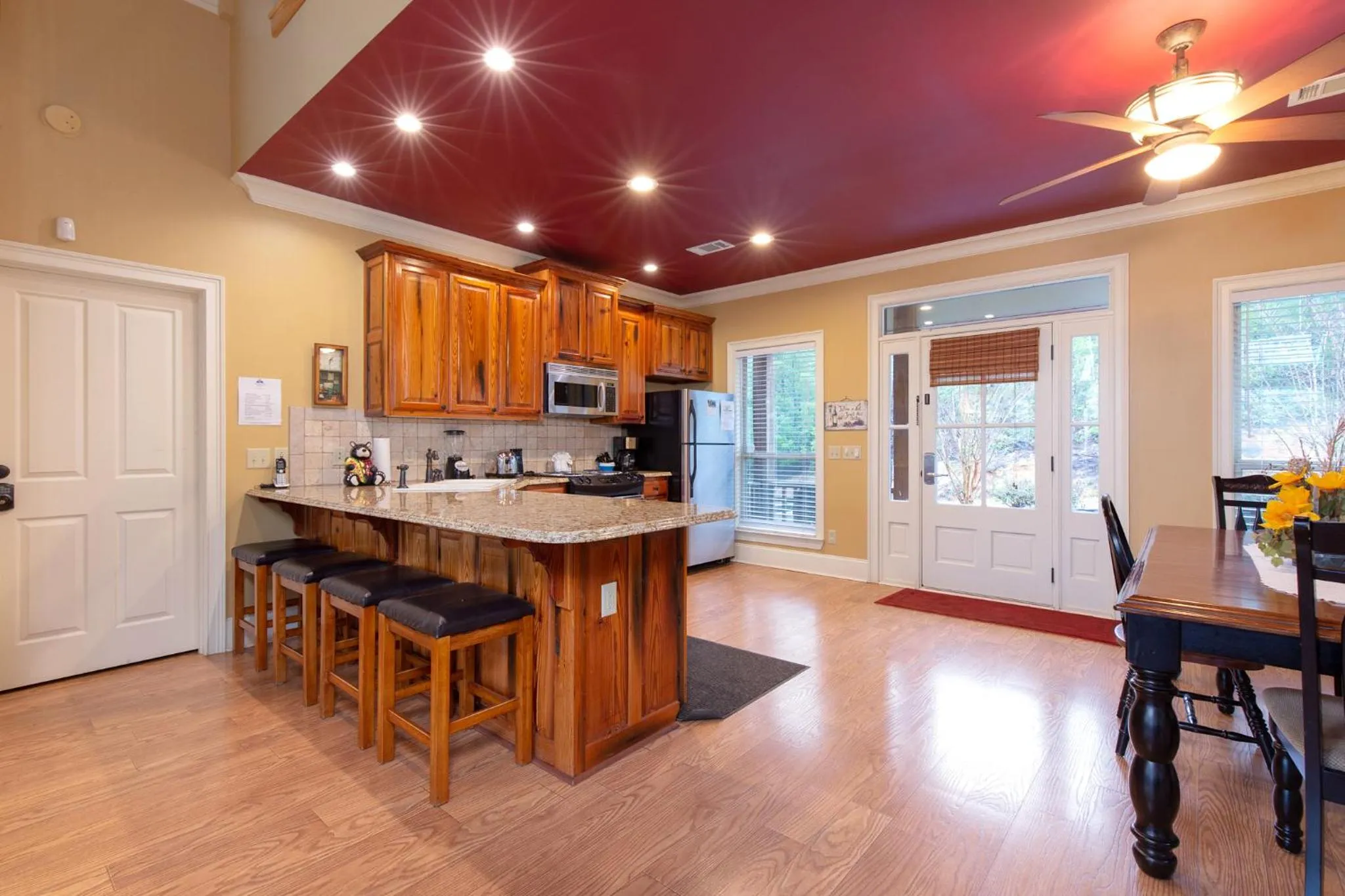 Kitchen or kitchenette in Cajun Spice