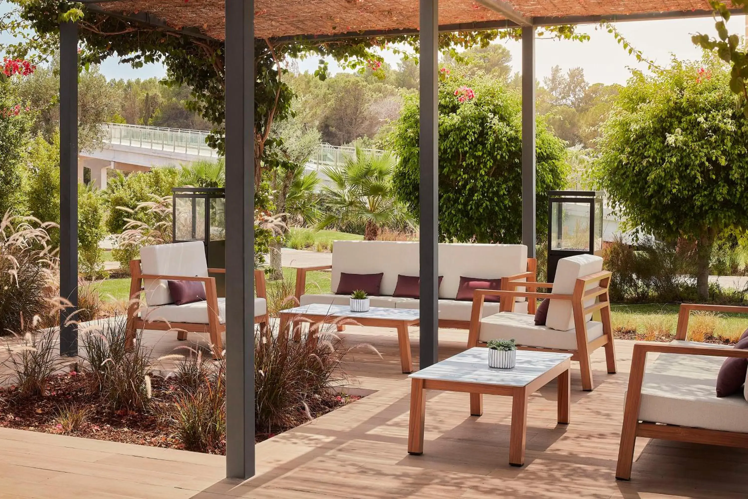 Lounge or bar in Tivoli Alvor Algarve - All Inclusive Resort Lounge or bar in Tivoli Alvor Algarve - All Inclusive Resort