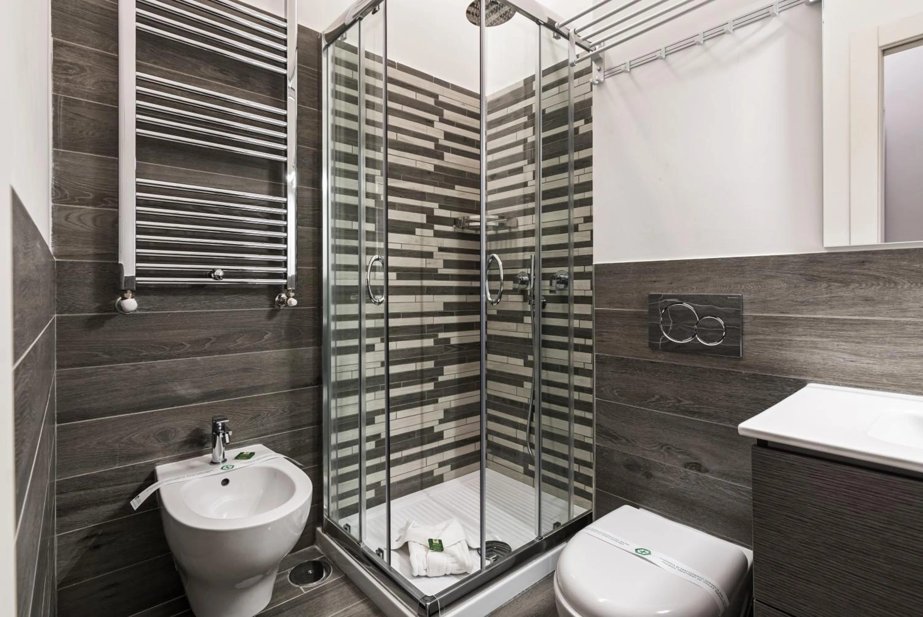 Shower in President Gardens