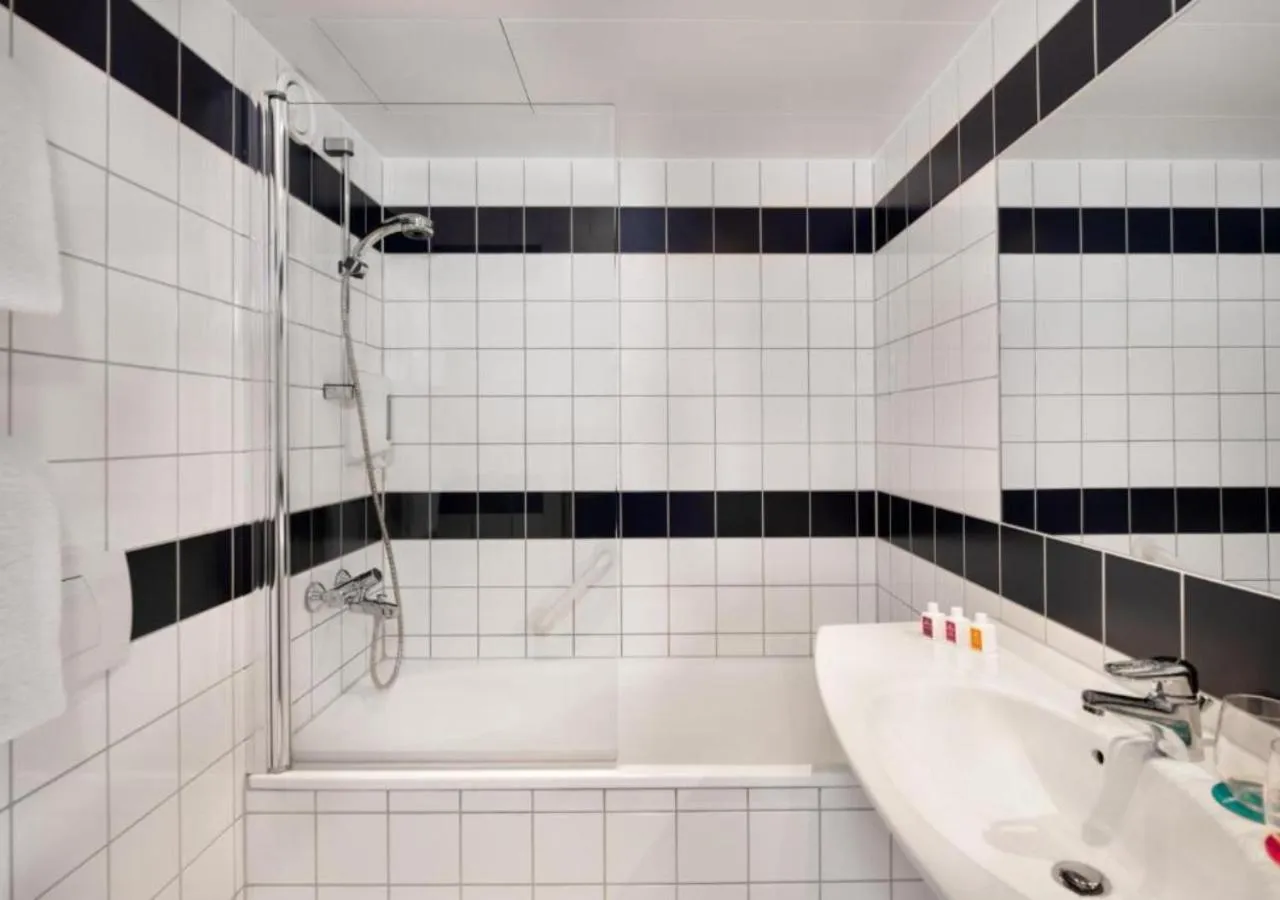 Shower in Quality Hotel Sarpsborg