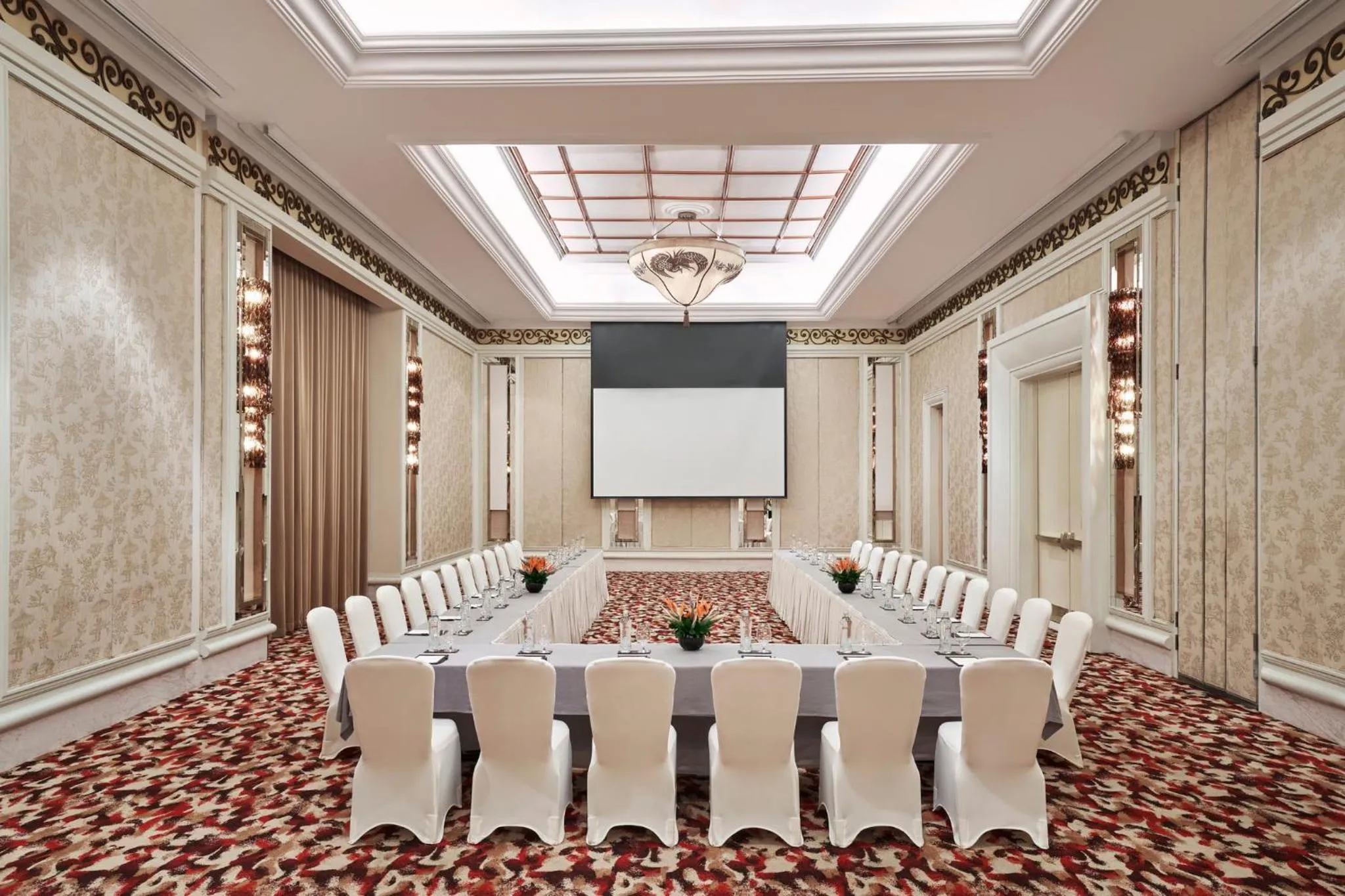 Meeting/conference room in InterContinental Grand Ho Tram