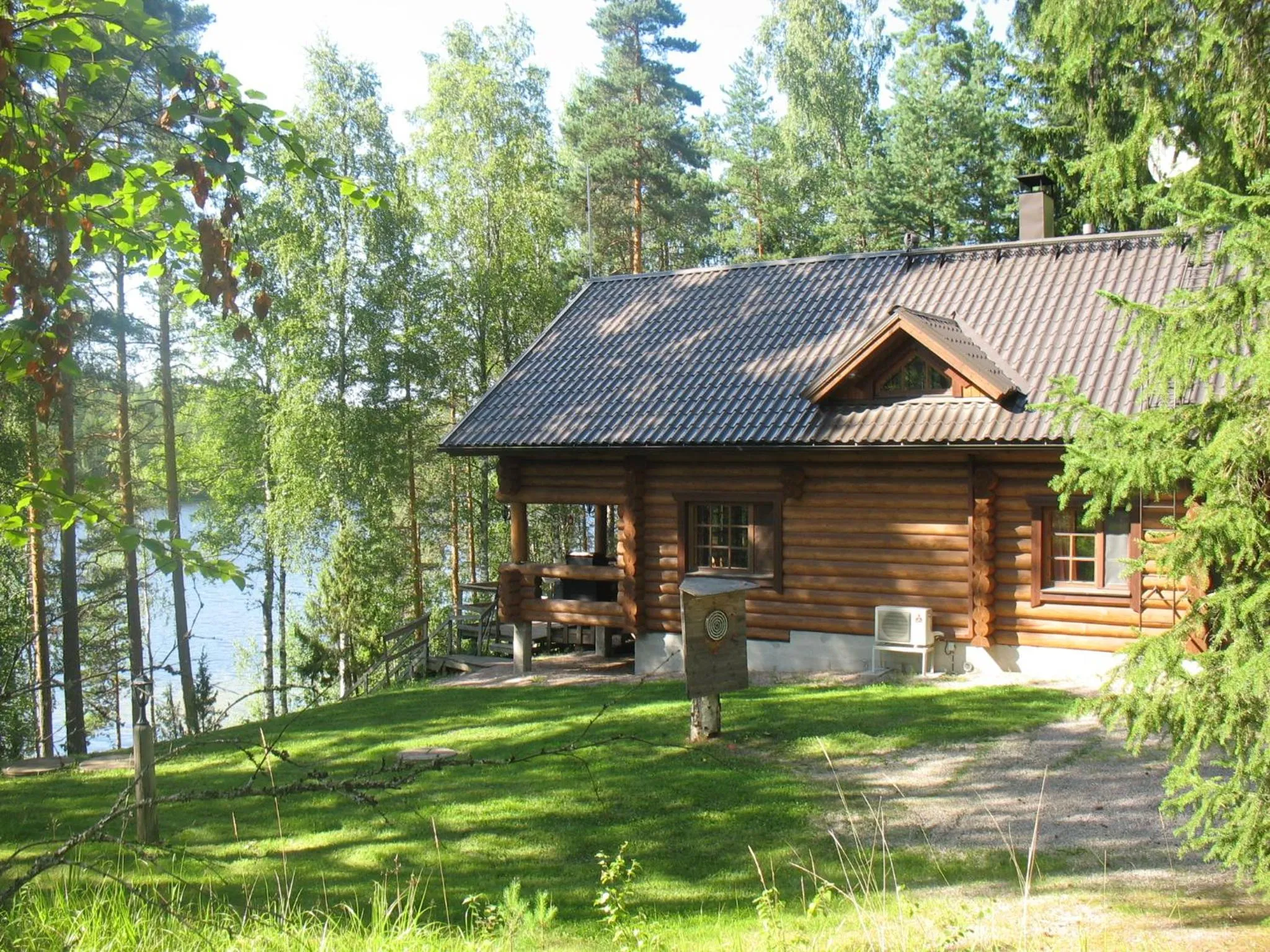 Facade/entrance in Yli-Kaitala Holiday Resort Tuuliviiri