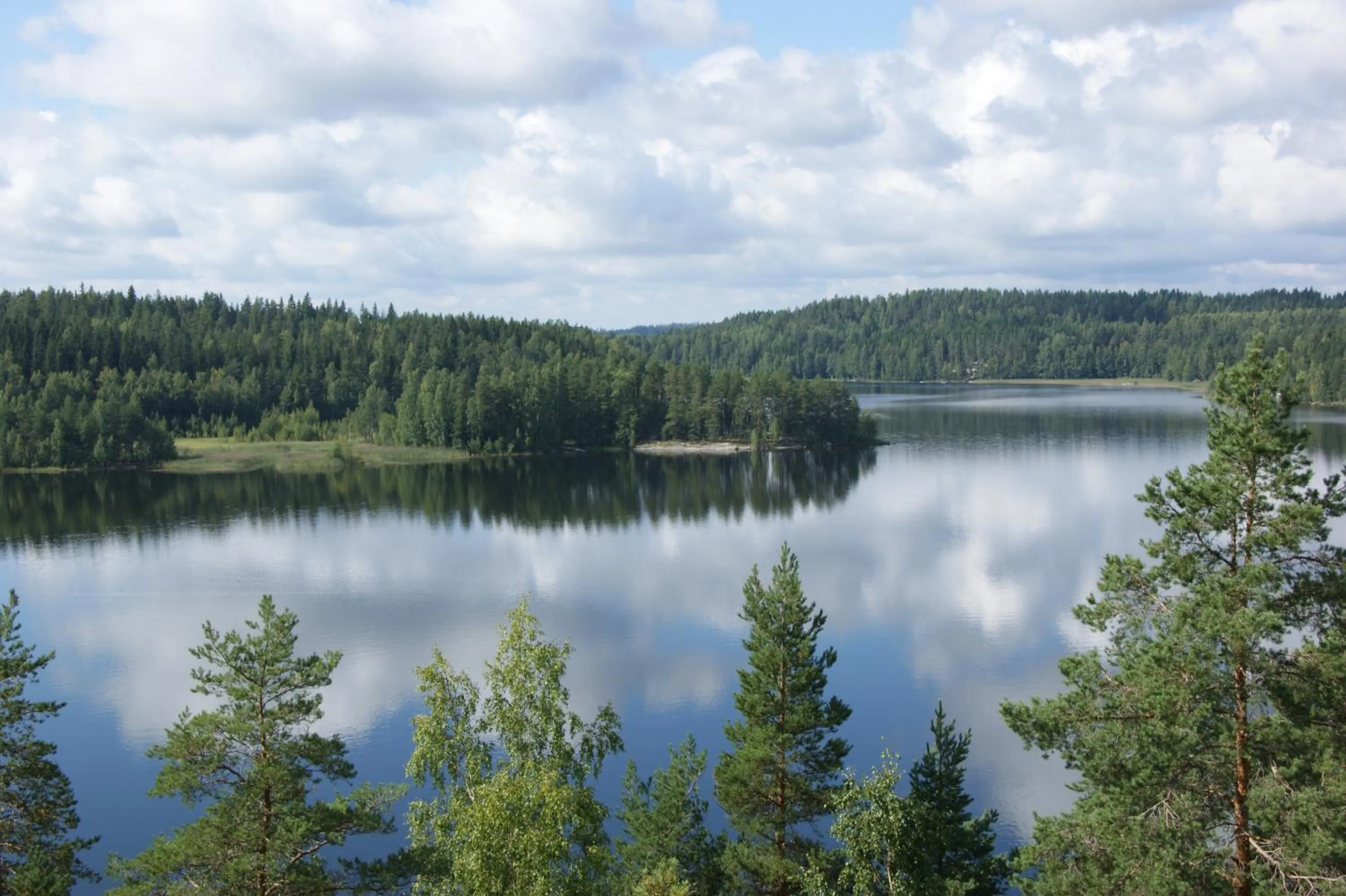 Canoeing in Yli-Kaitala Holiday Resort Tuuliviiri