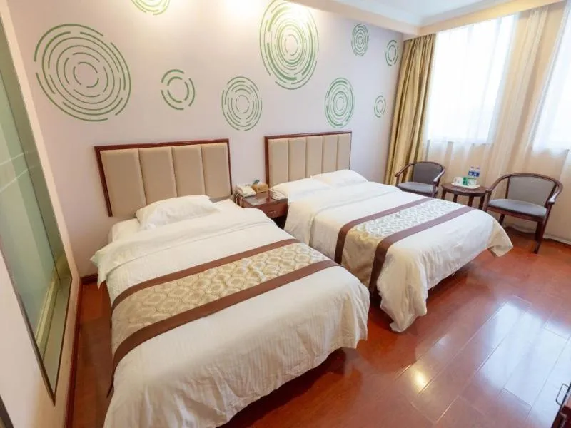 Bed in GreenTree Inn Jiangsu ZhenJiang Jurong New Bus Station Express Hotel