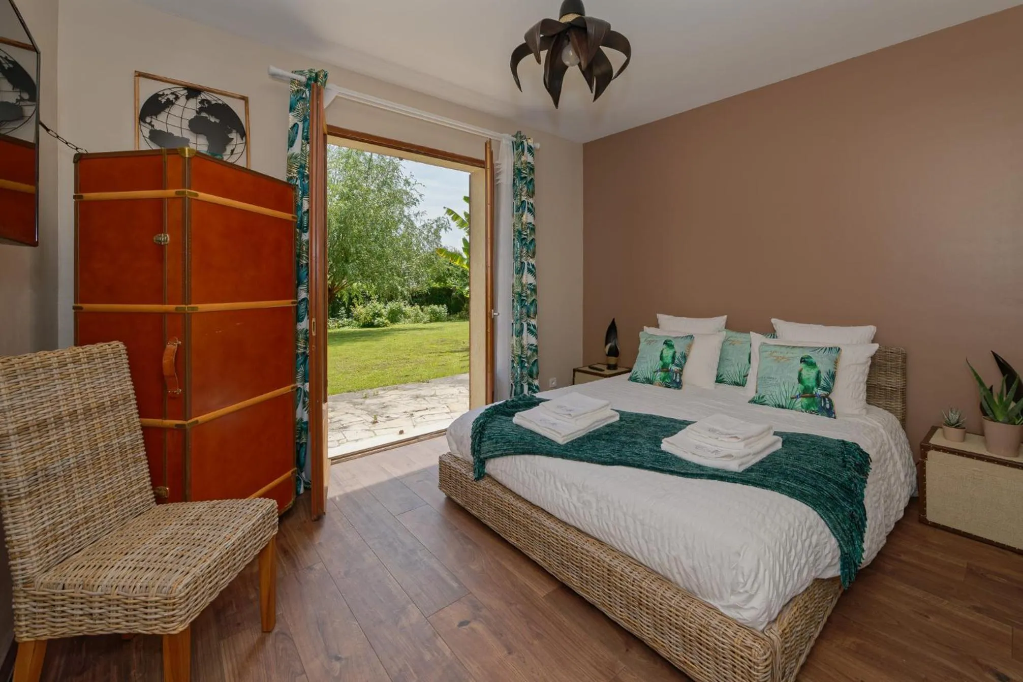 Bedroom, Bed in Le Clos Magedon