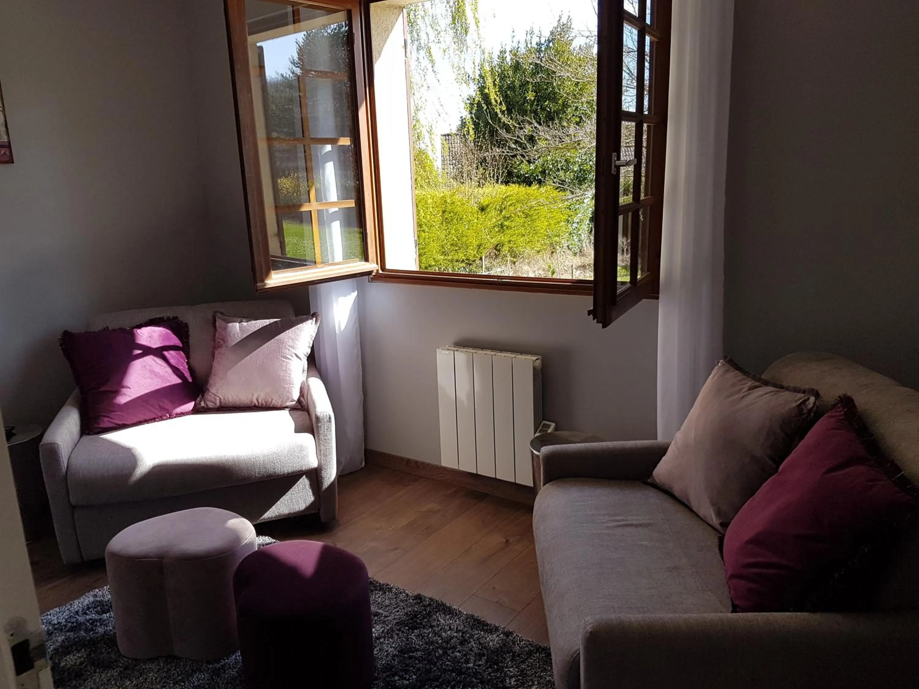 Seating area in Le Clos Magedon