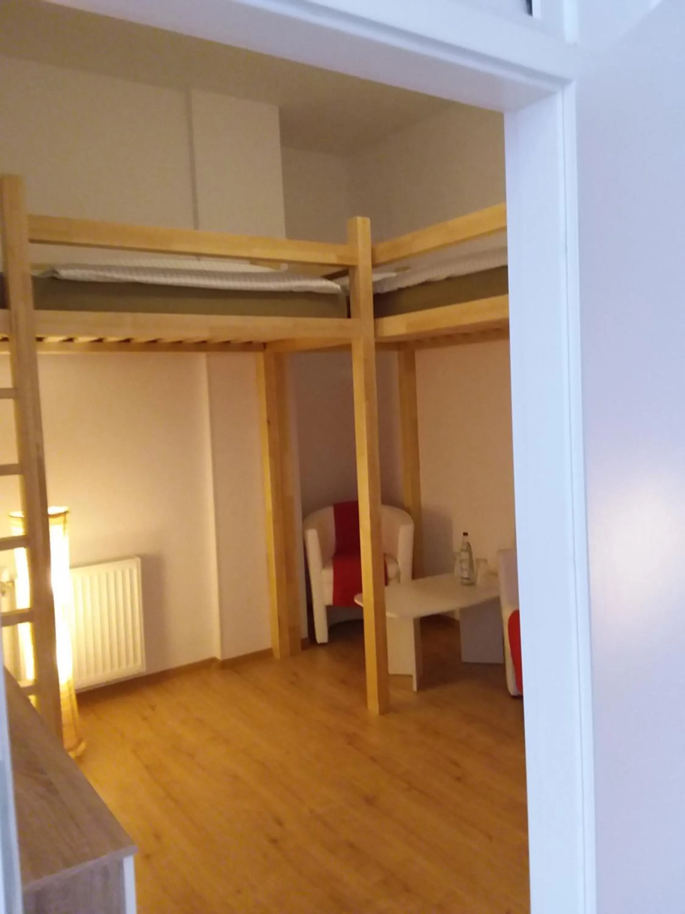 Small Twin Room in Living in the Box