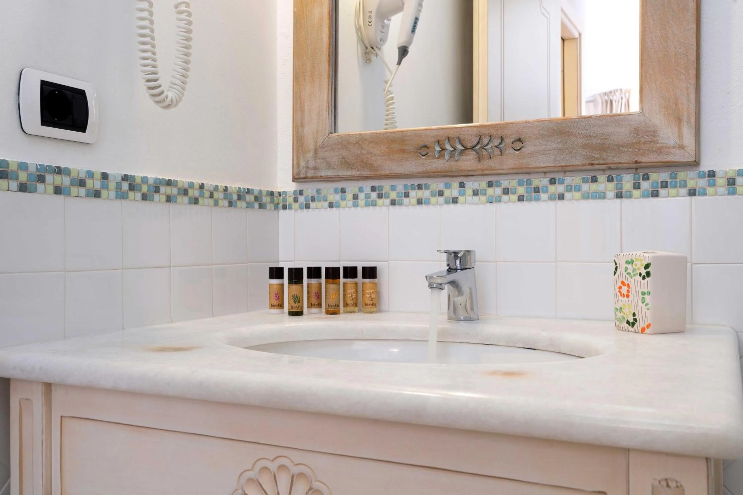 Bathroom in Porto Giunco Residence