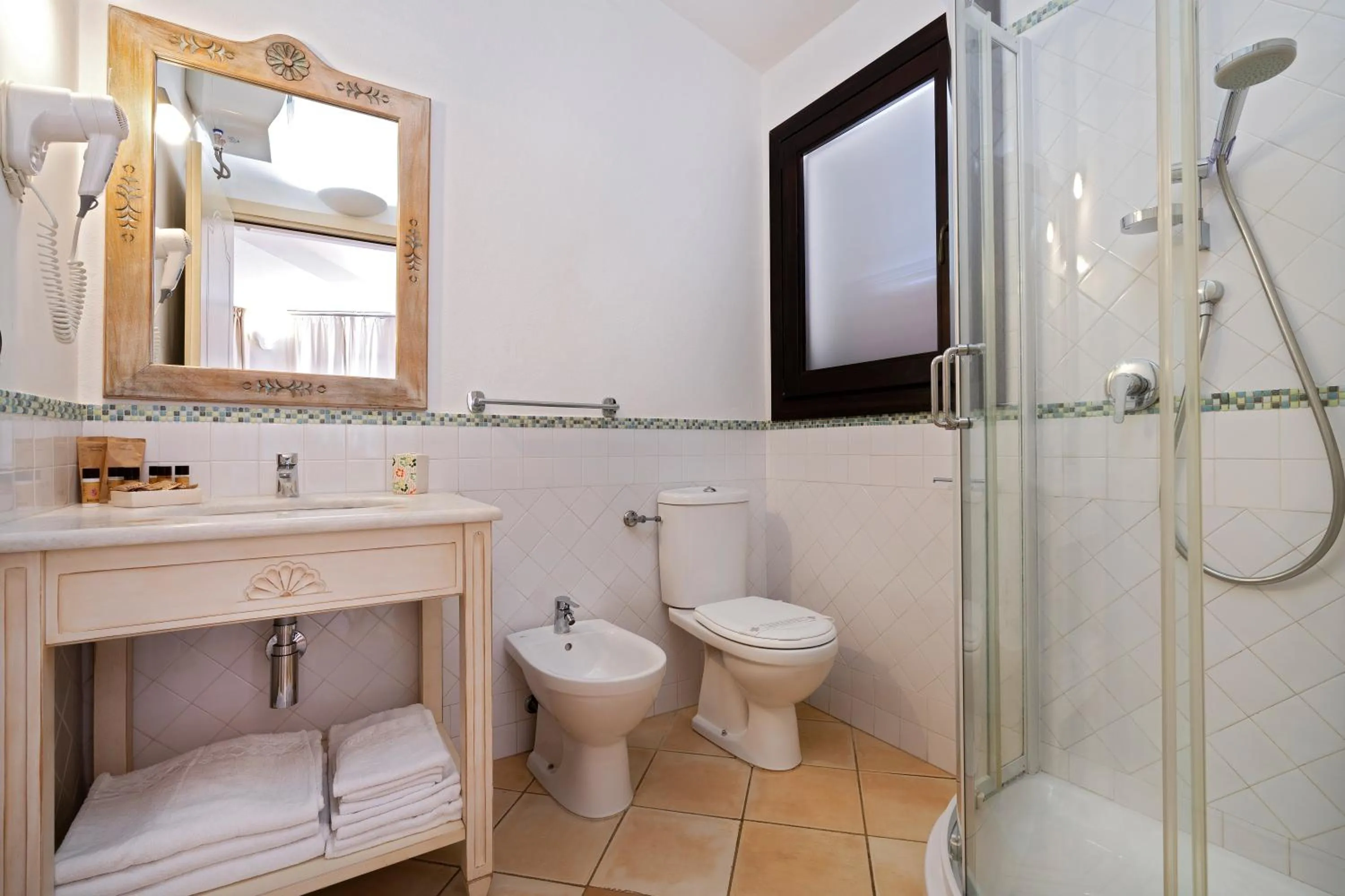 Bathroom in Porto Giunco Residence