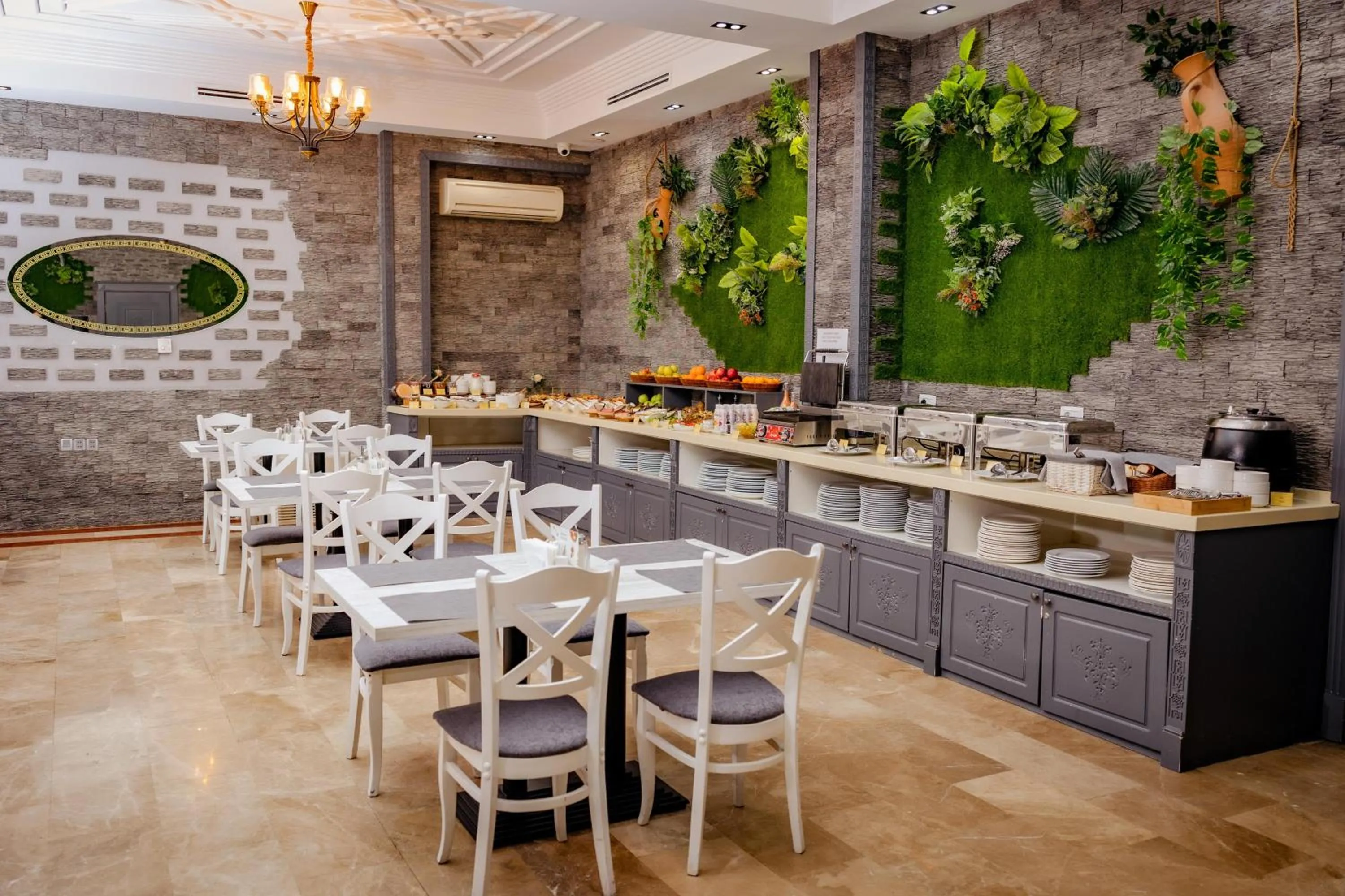 Breakfast in Grand Hotel Baku Central Park