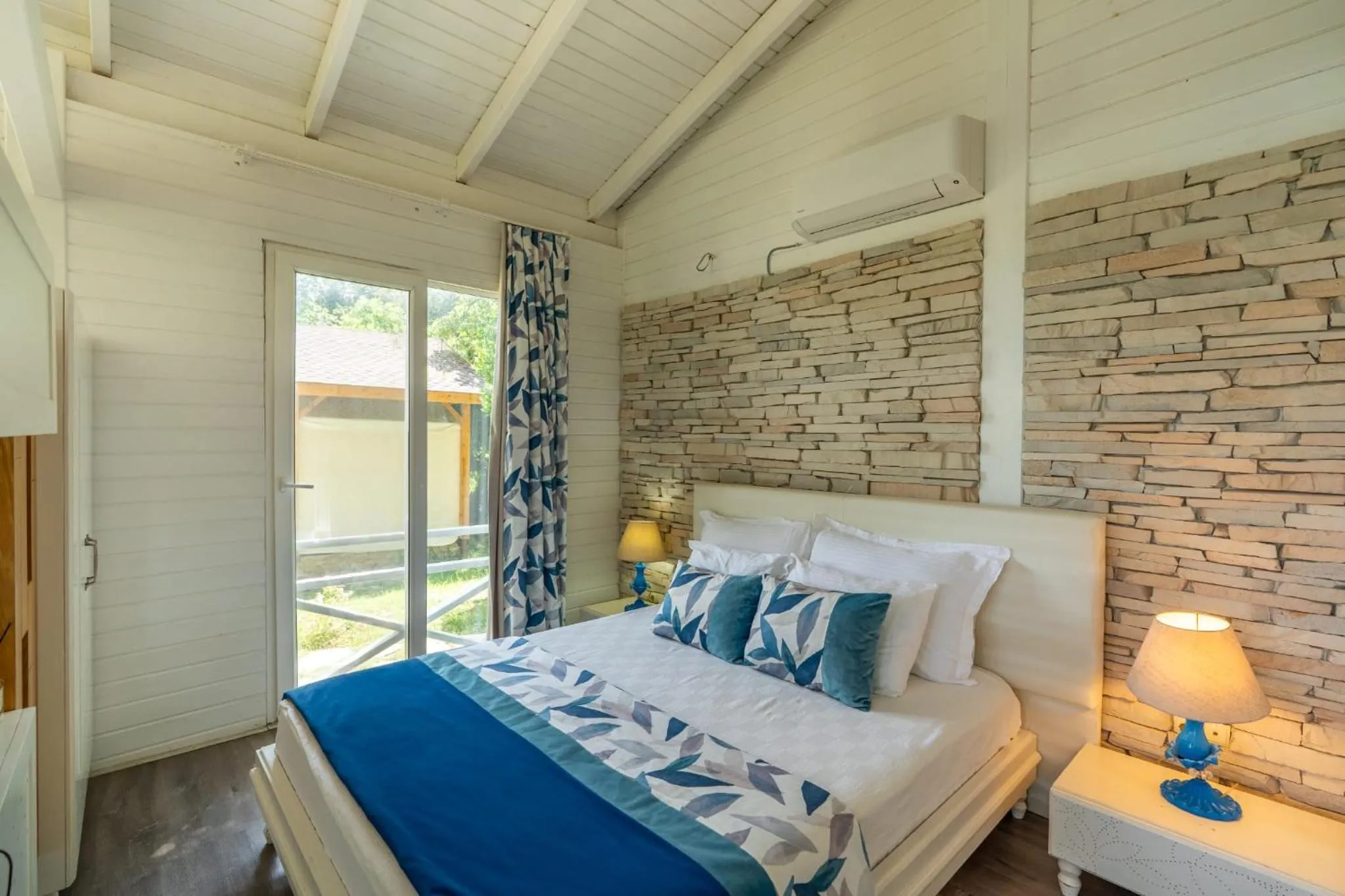 Bed in Sakli Gol Evleri