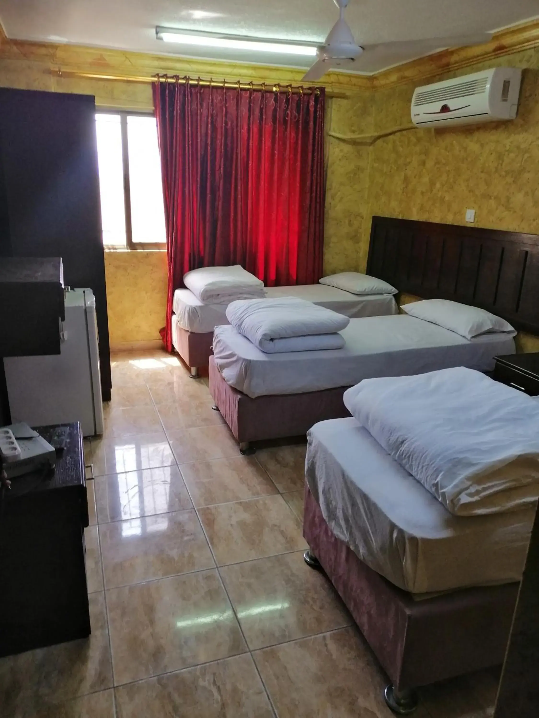Quadruple Room with Bathroom - single occupancy in Aqaba Roza Quadruple Room with Bathroom - single occupancy in Aqaba Roza