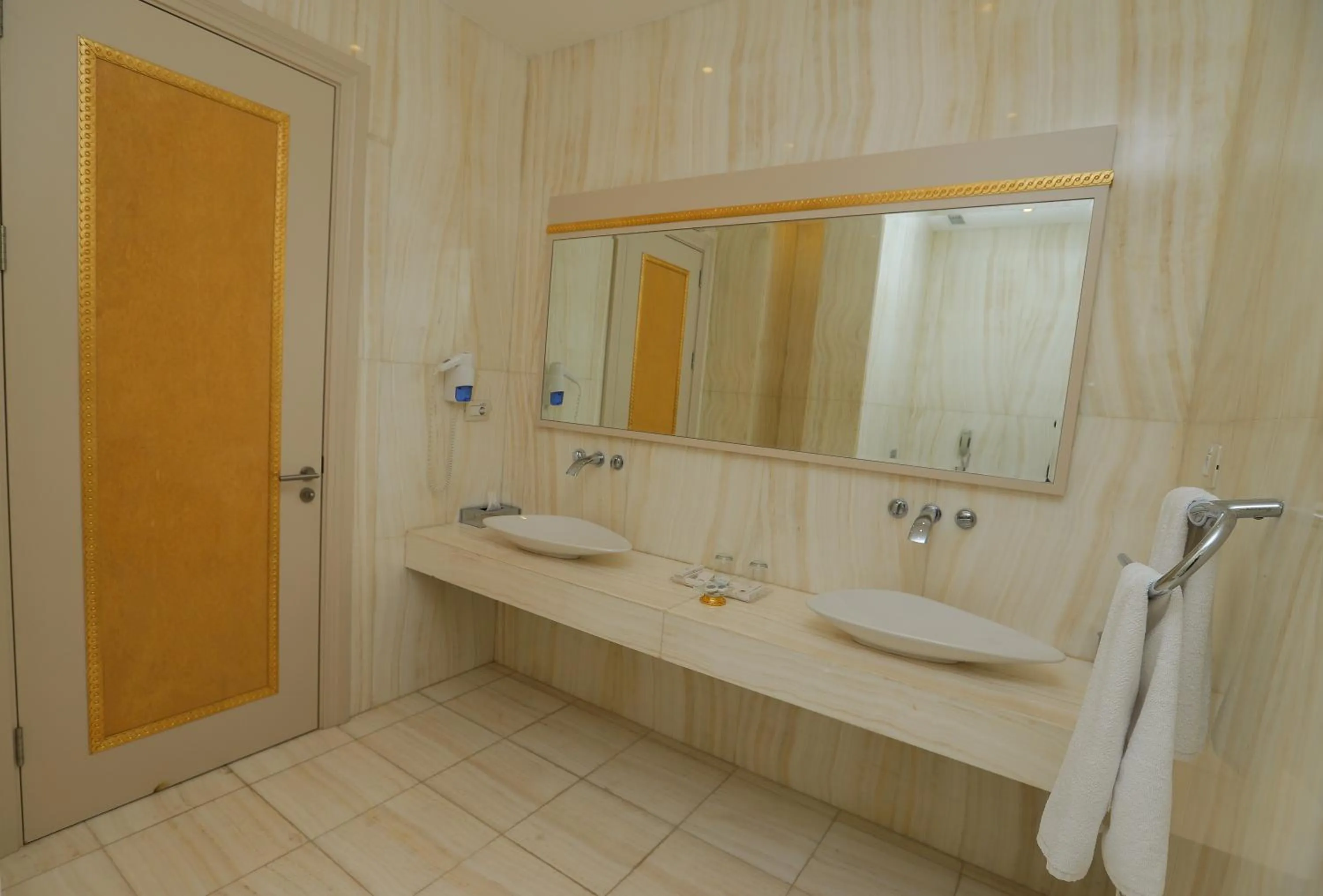 Toilet in Gabala Garden Hotel