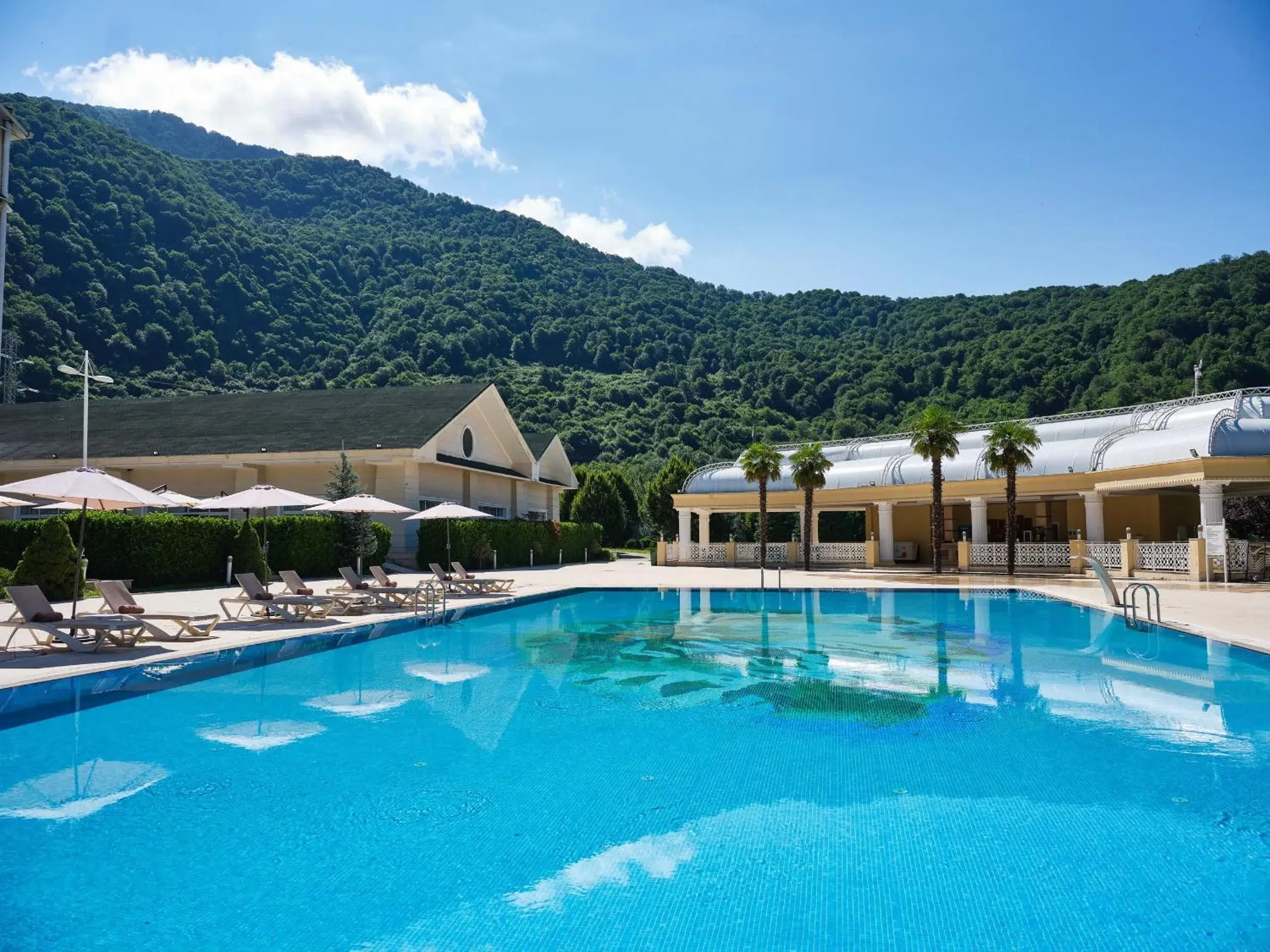 Swimming pool in Qafqaz Riverside Hotel Swimming pool in Qafqaz Riverside Hotel