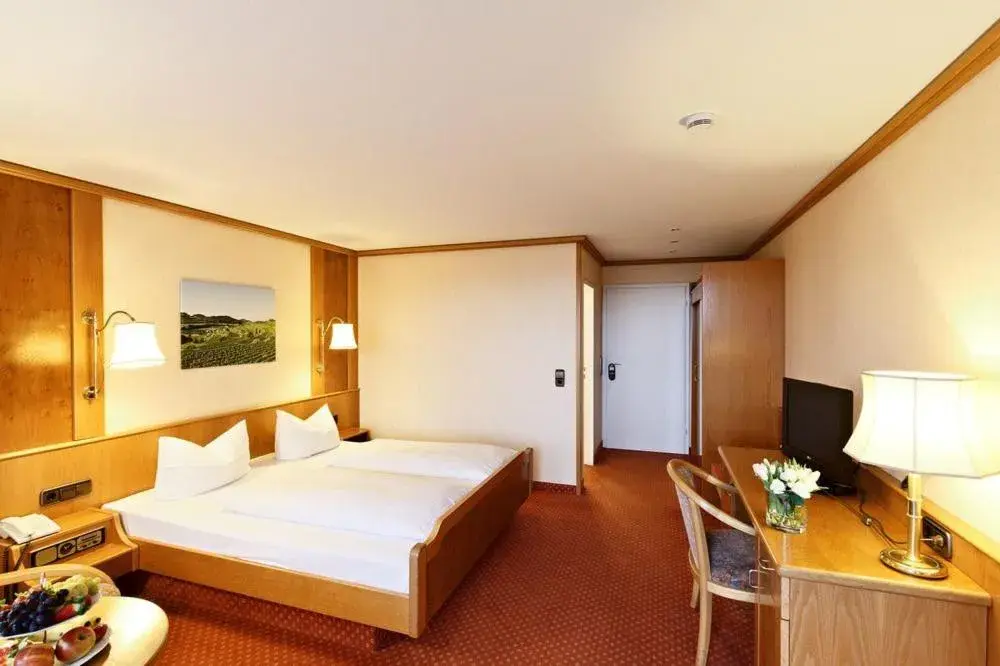 Double Room in Hotel-Restaurant Rebstock Double Room in Hotel-Restaurant Rebstock