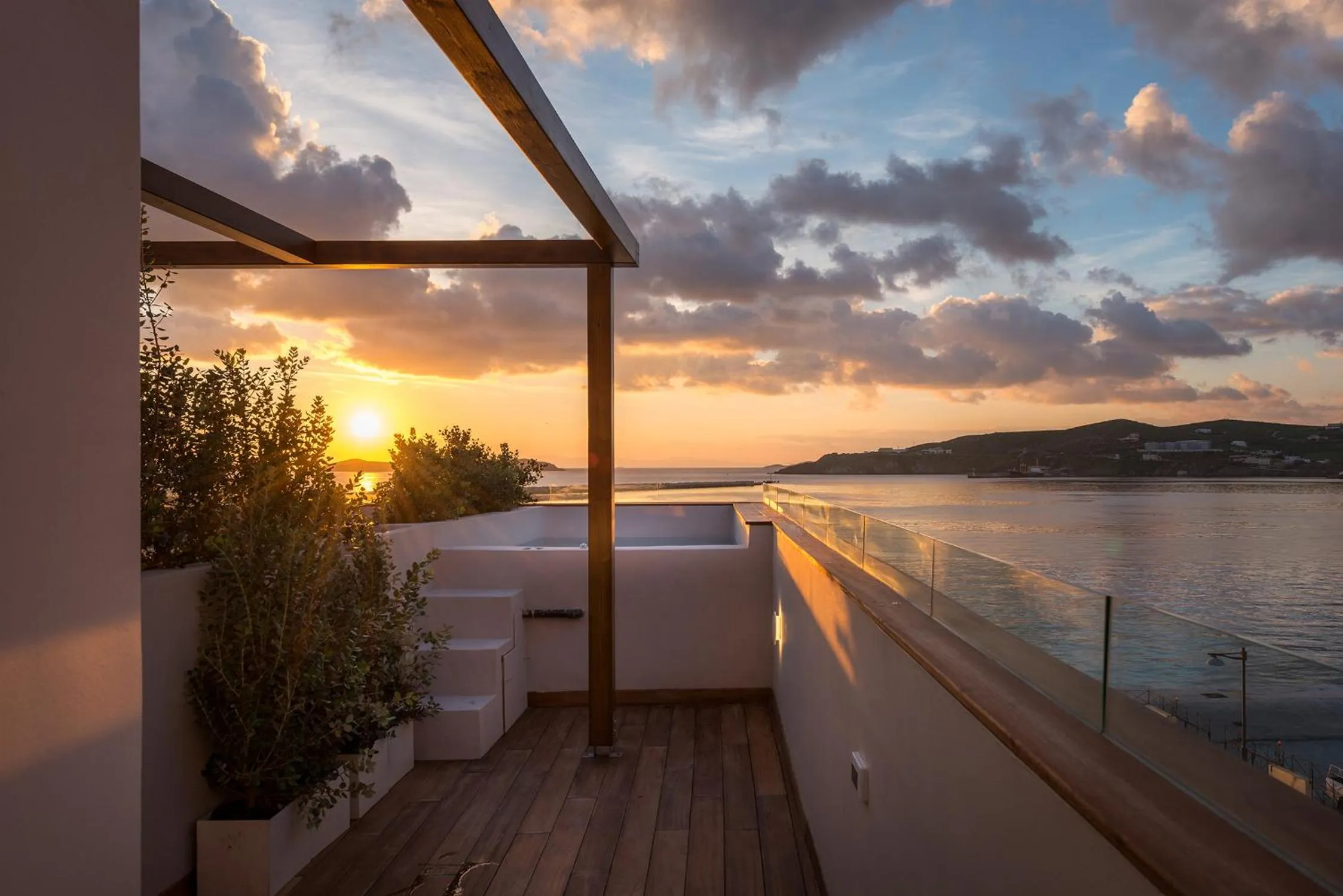 Shapes Luxury Suites