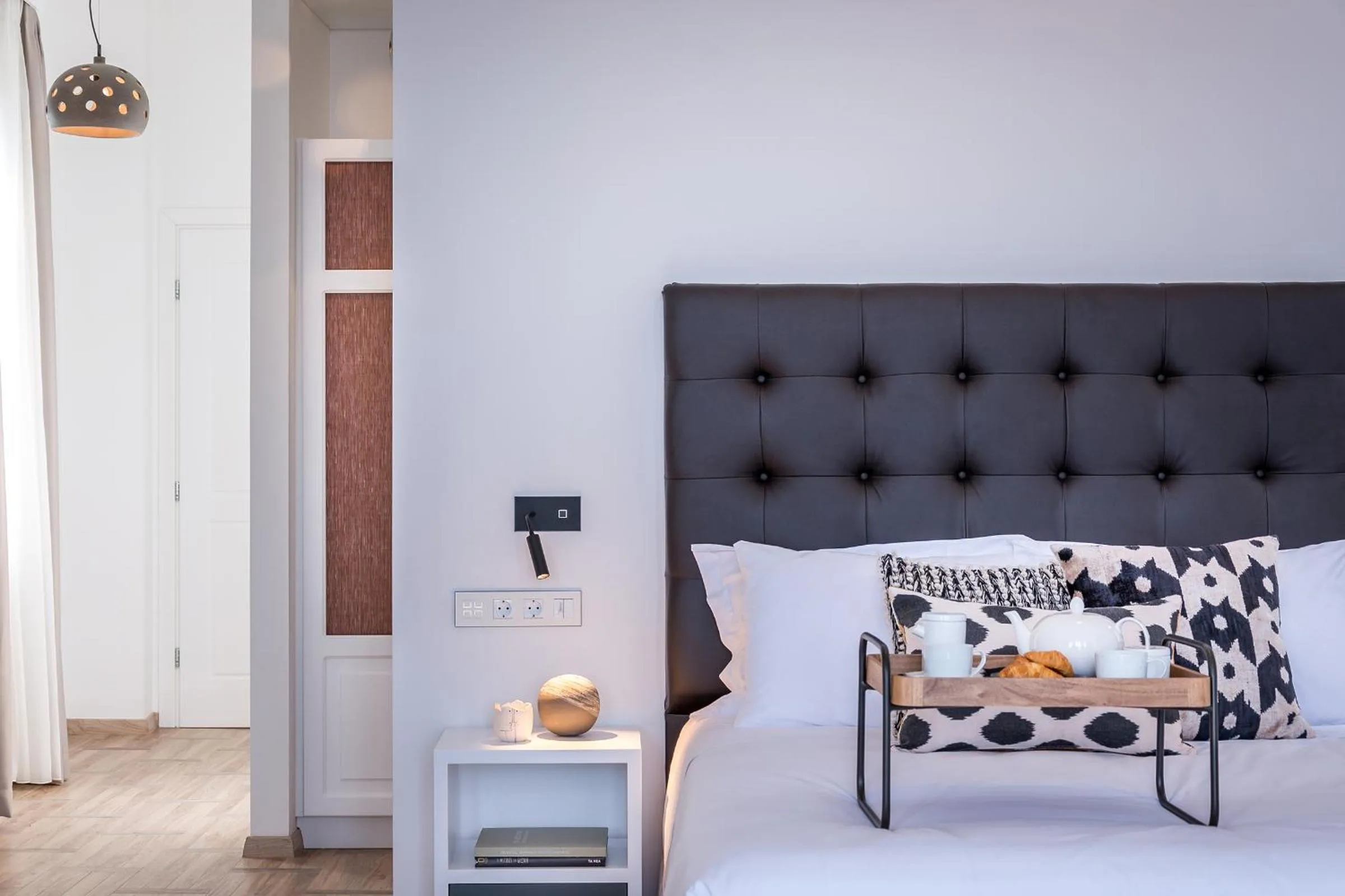 Bed in Shapes Luxury Suites