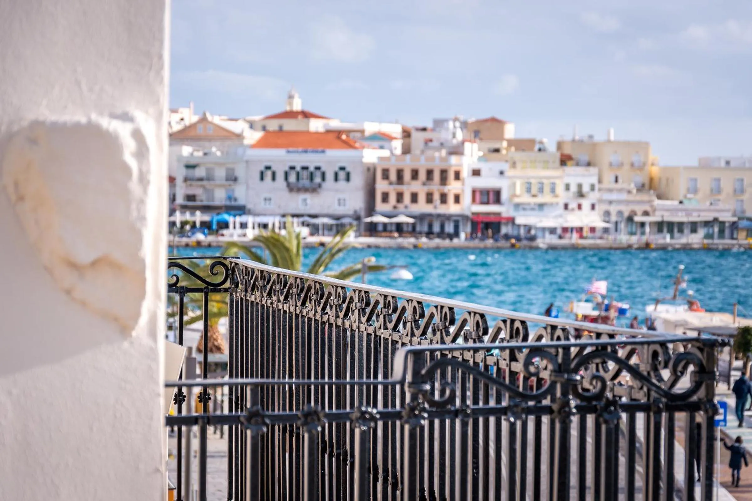 Shapes Luxury Suites