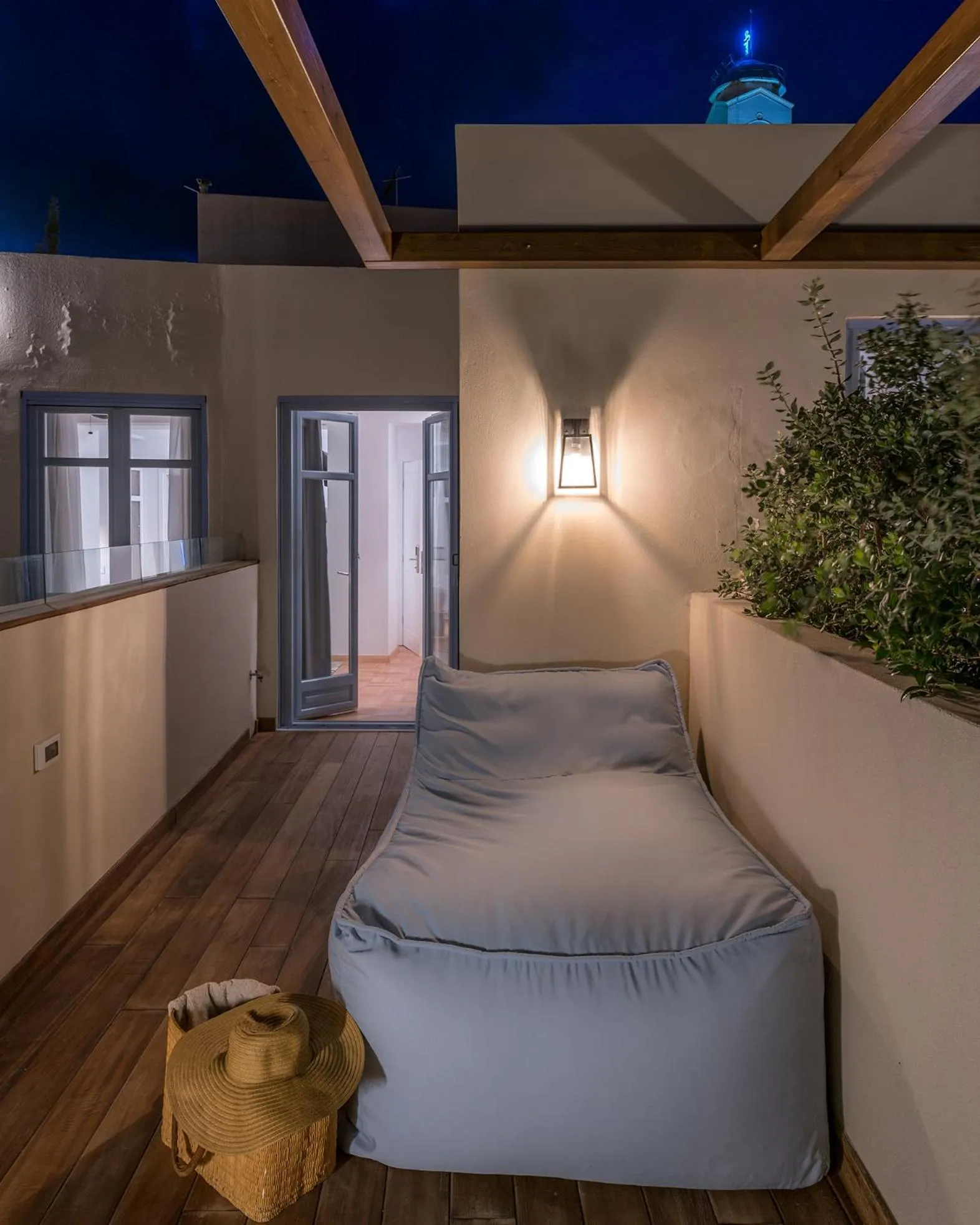 Shapes Luxury Suites