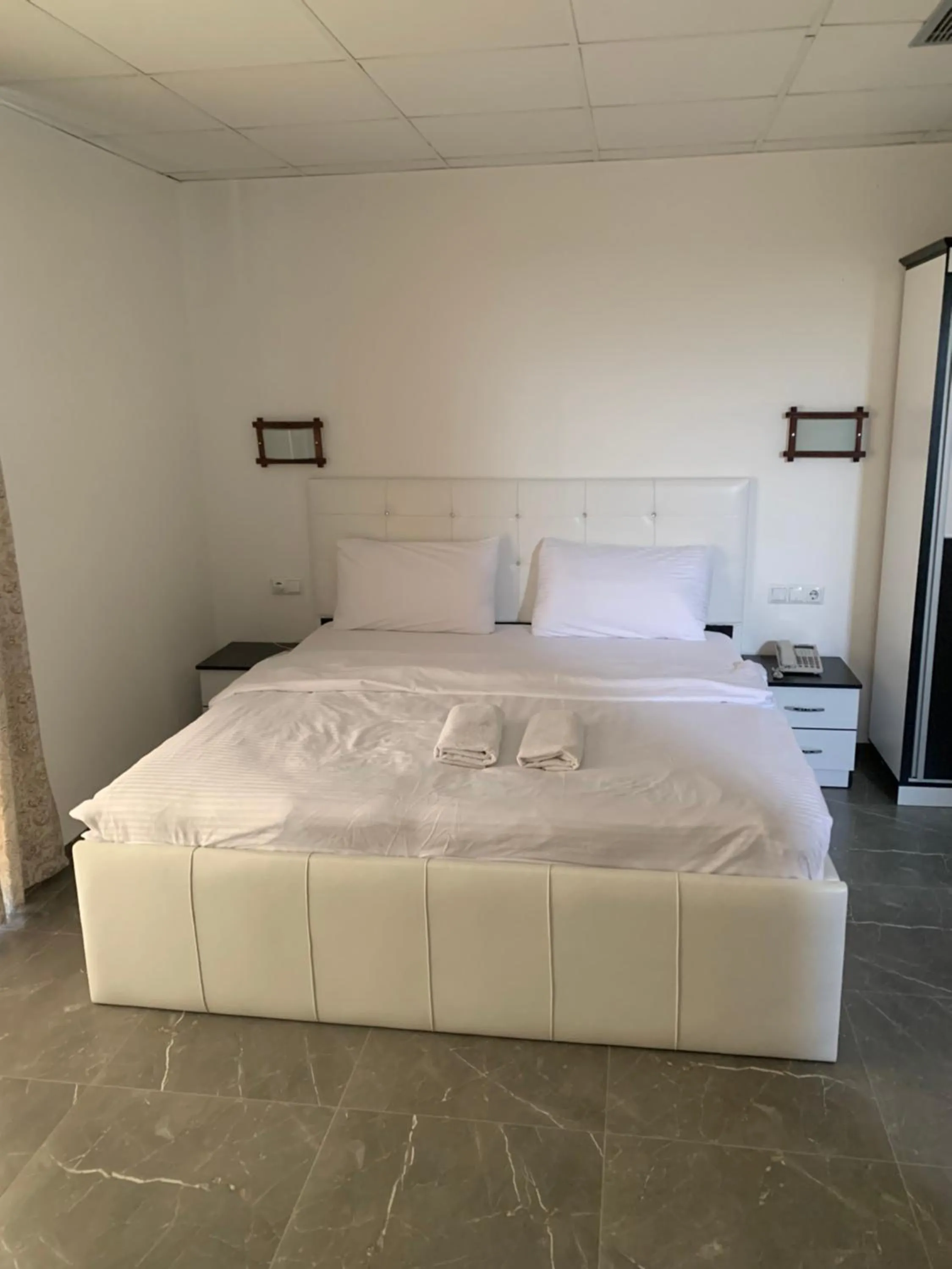 Bed in Hotel Albatros