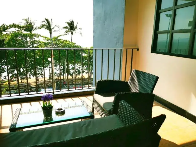 Balcony/Terrace in Beach Gallery House