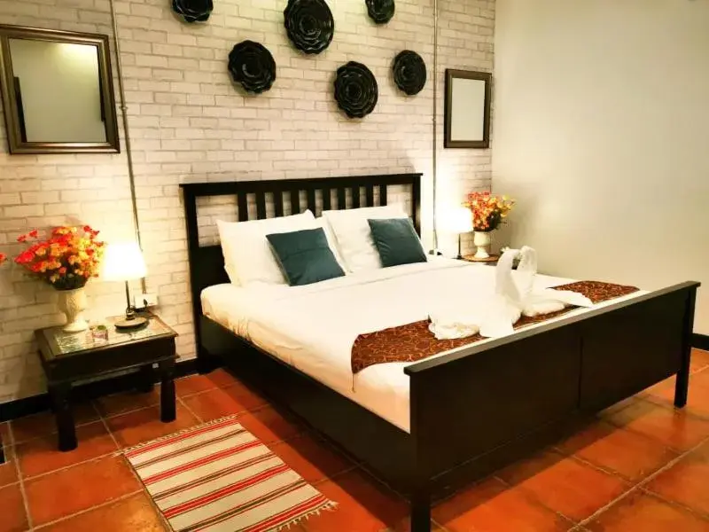 Photo of the whole room, Bed in Beach Gallery House