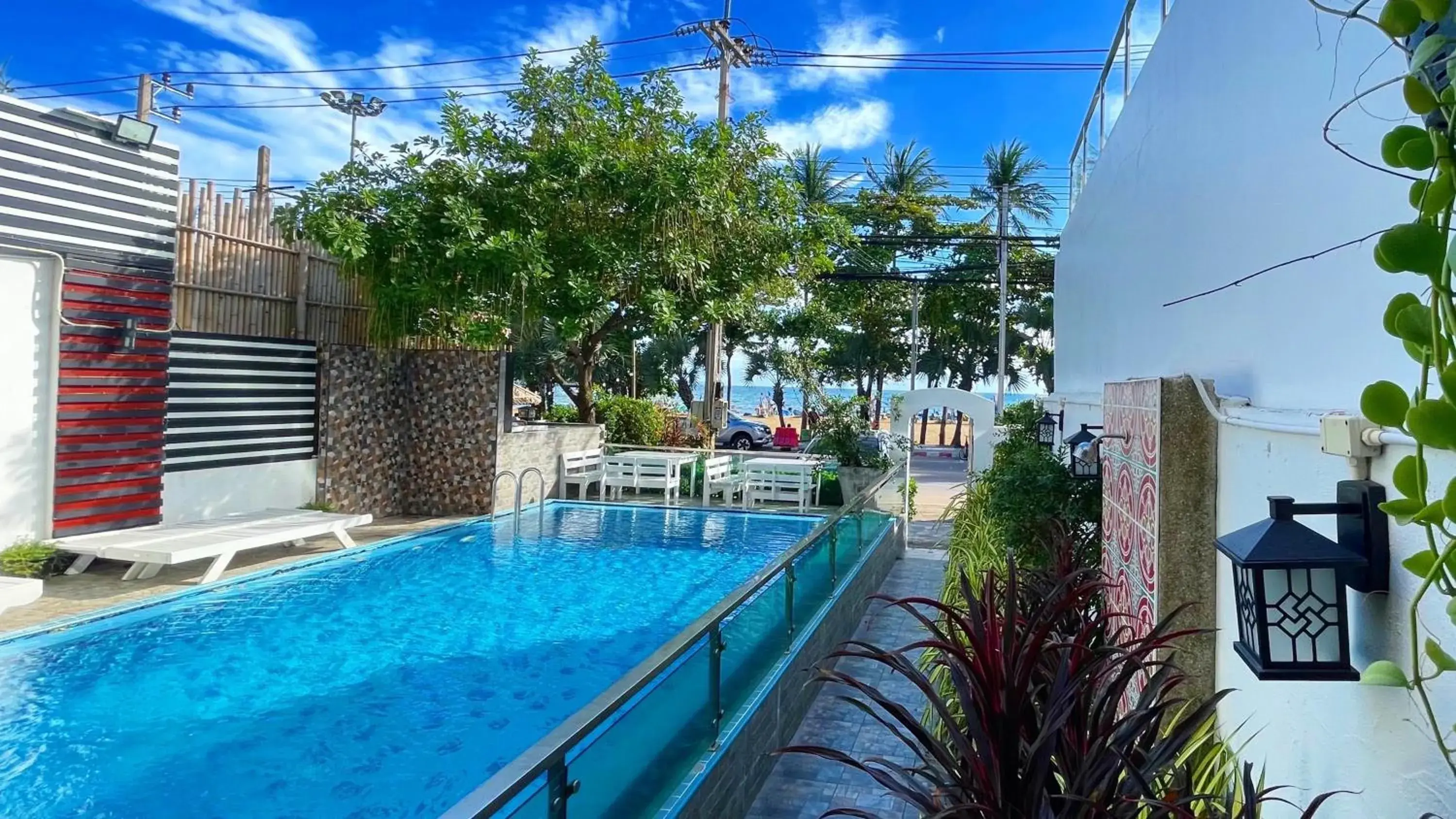 Pool view in Beach Gallery House Pool view in Beach Gallery House