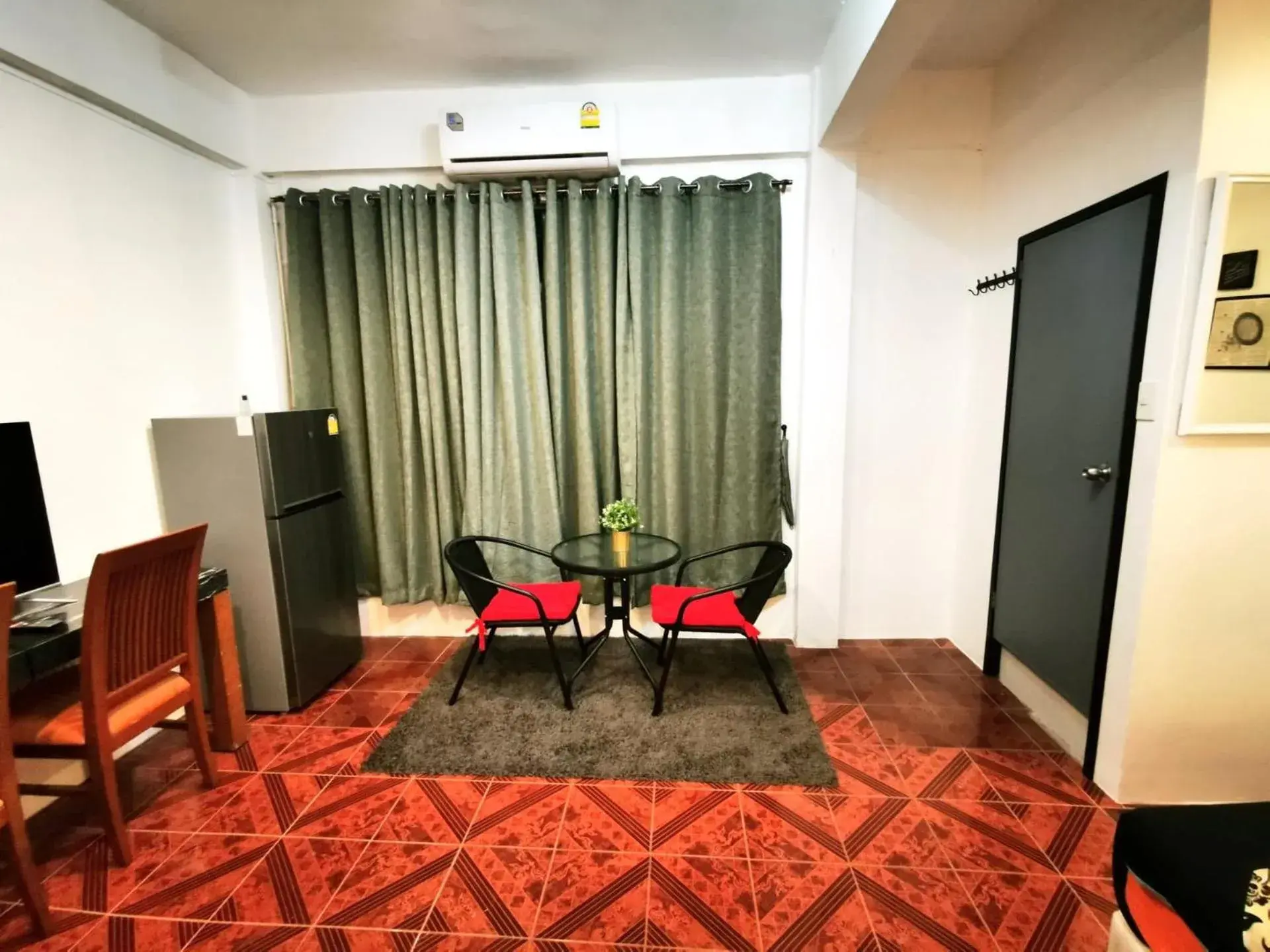 Seating Area in Beach Gallery House