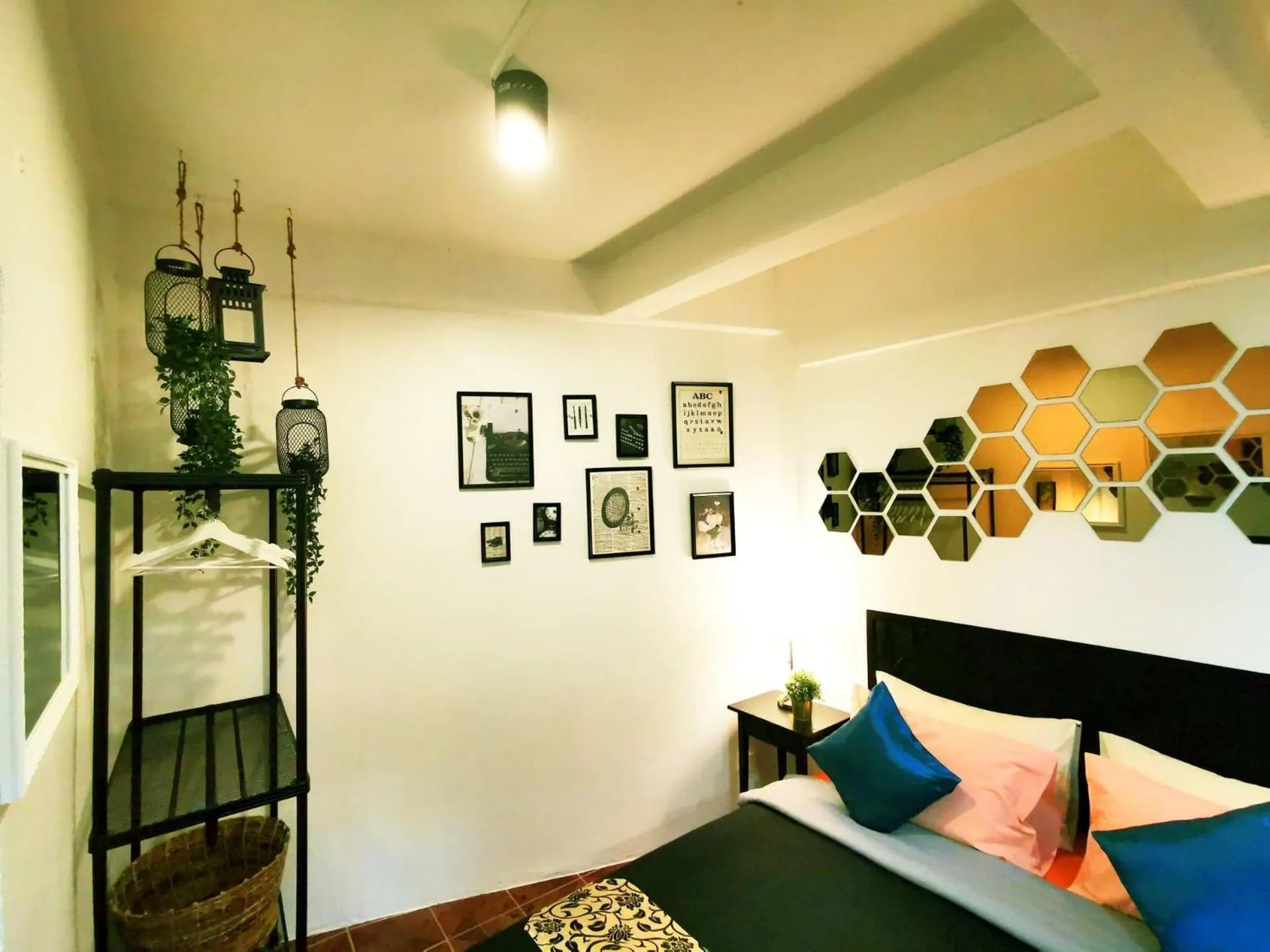 Standard Double Room in Beach Gallery House