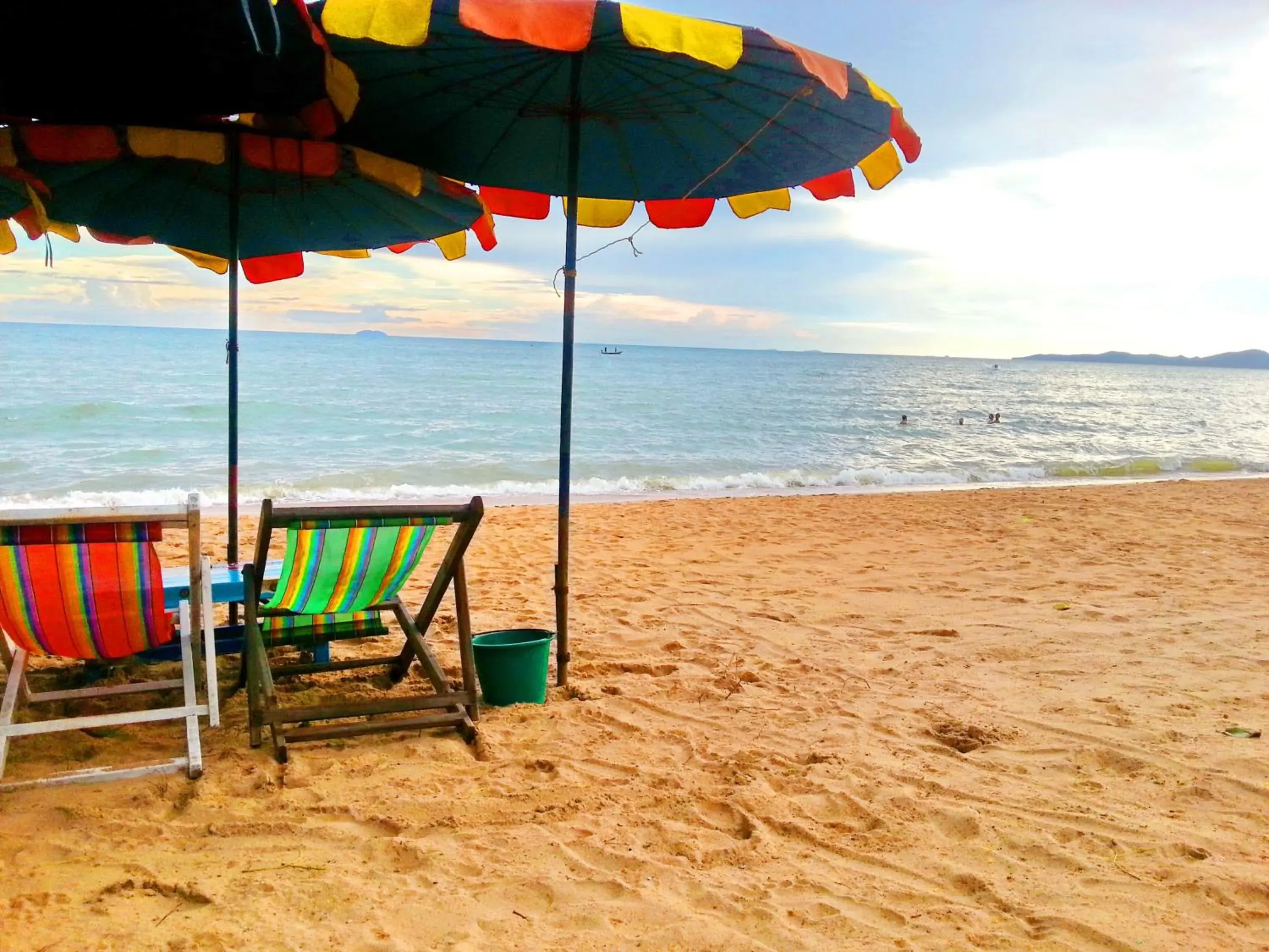 Day, Beach in Beach Gallery House