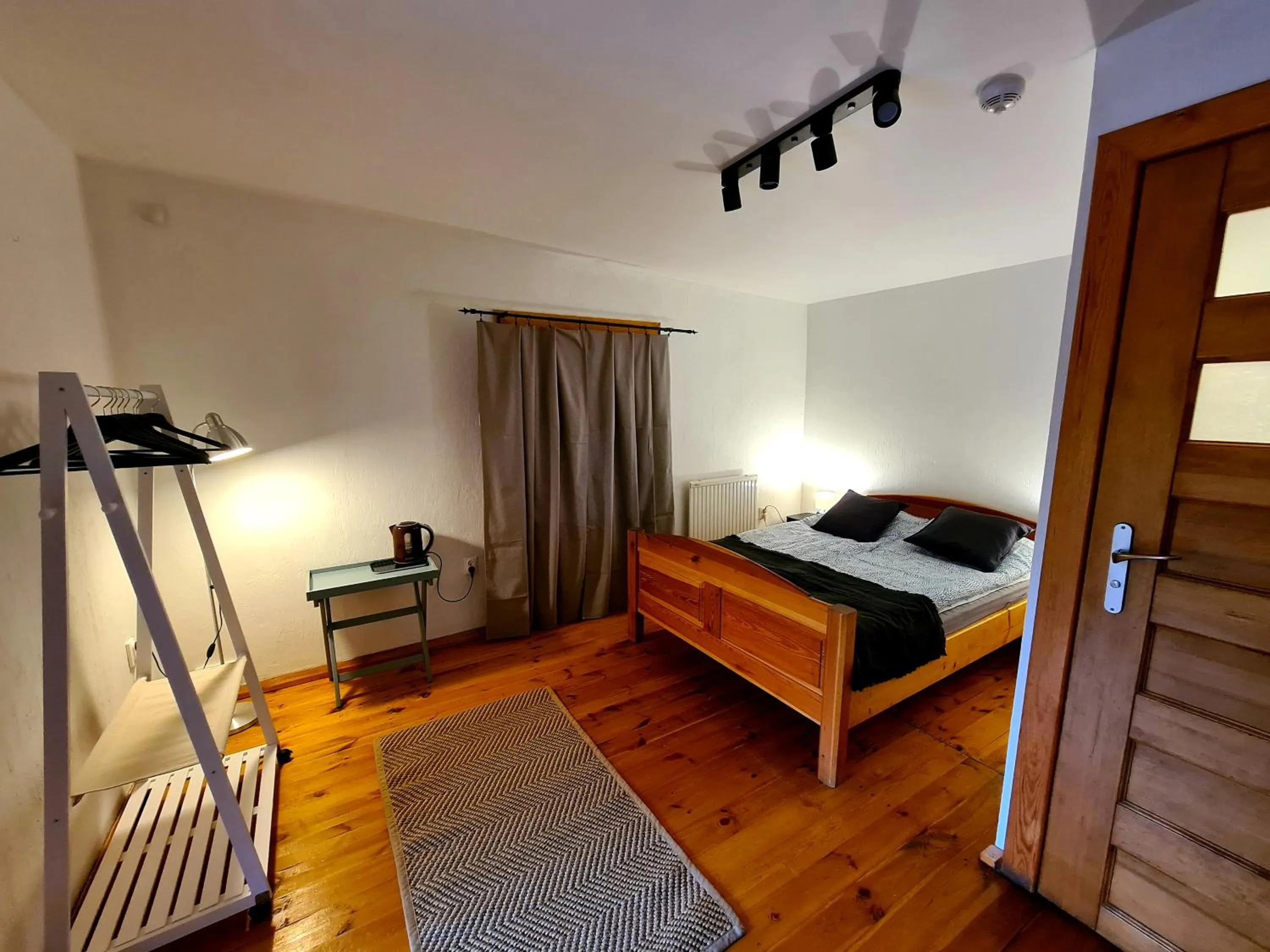 Bed in Oberża pod Złotym Prosiakiem