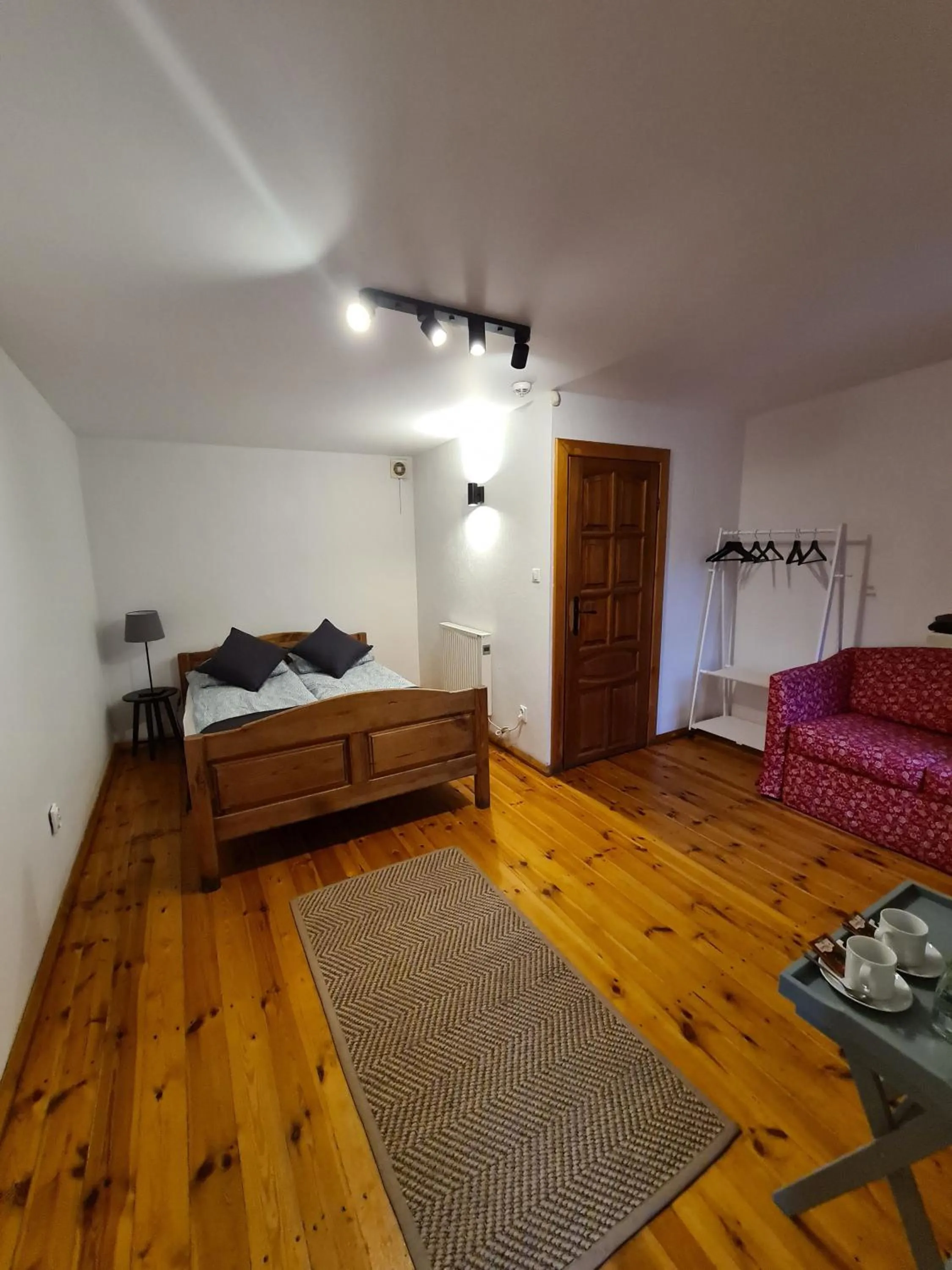 Bed in Oberża pod Złotym Prosiakiem