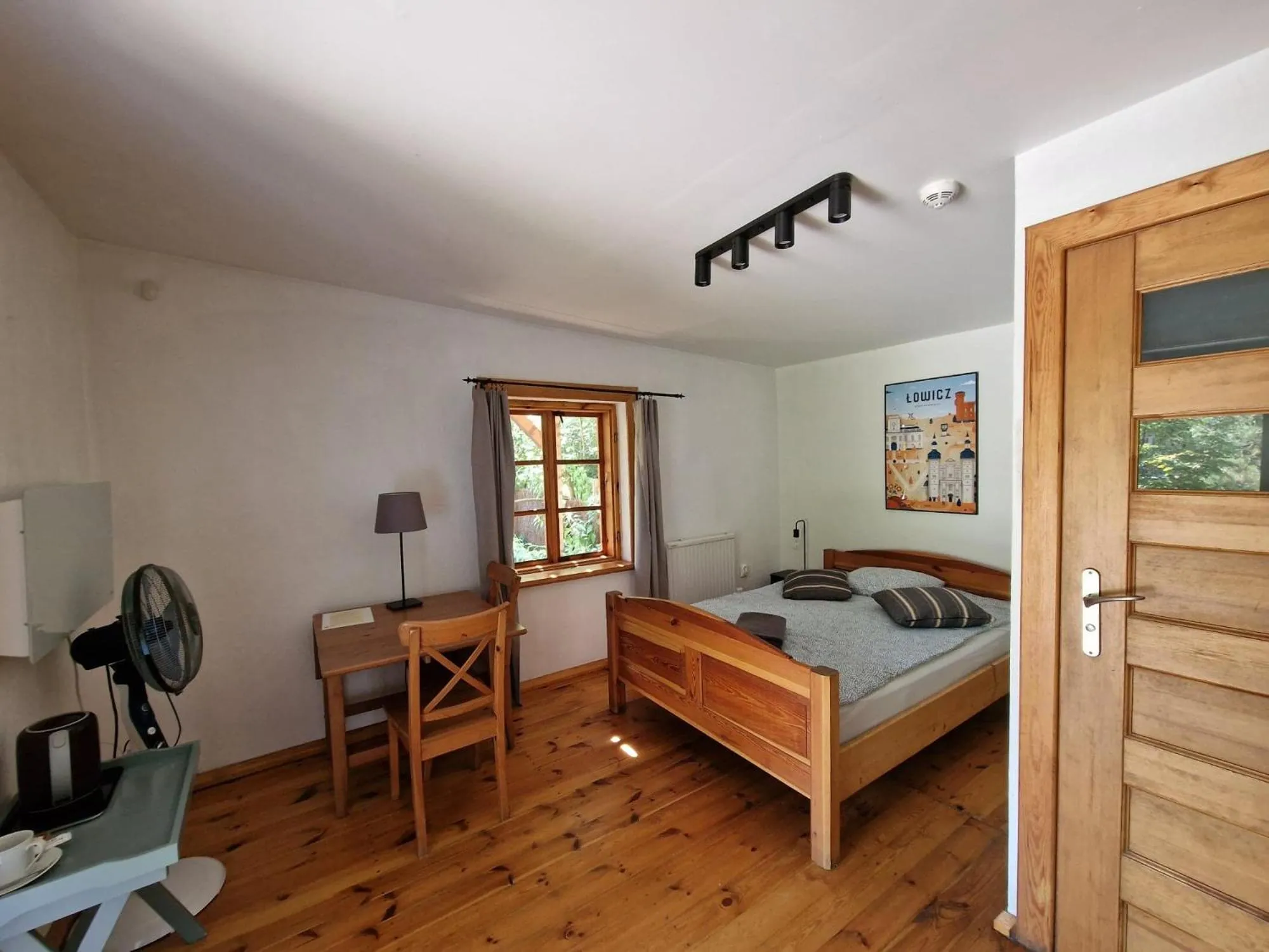 Bed in Oberża pod Złotym Prosiakiem