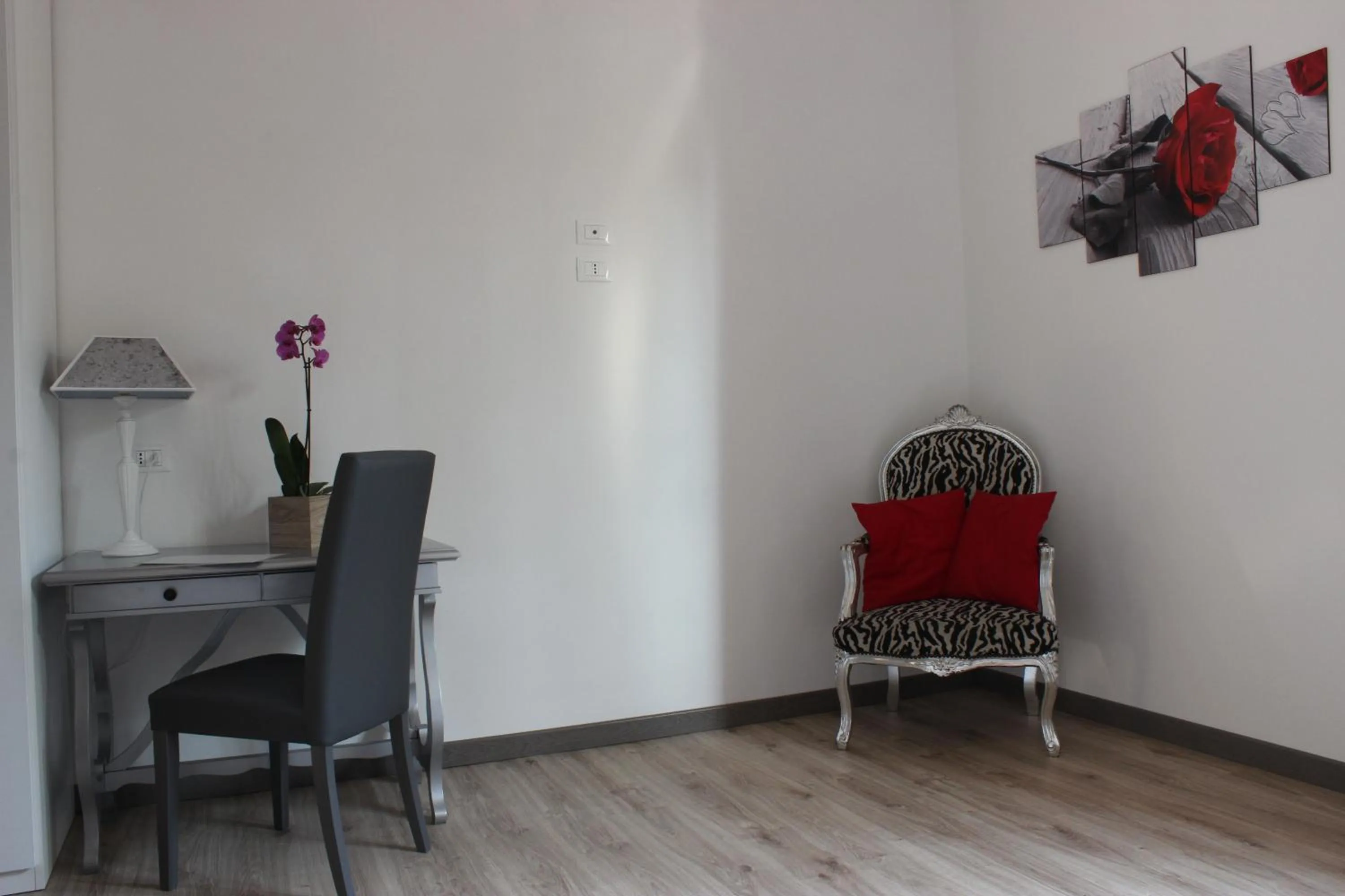 Photo of the whole room in Residenza Guglielmo - Free Parking