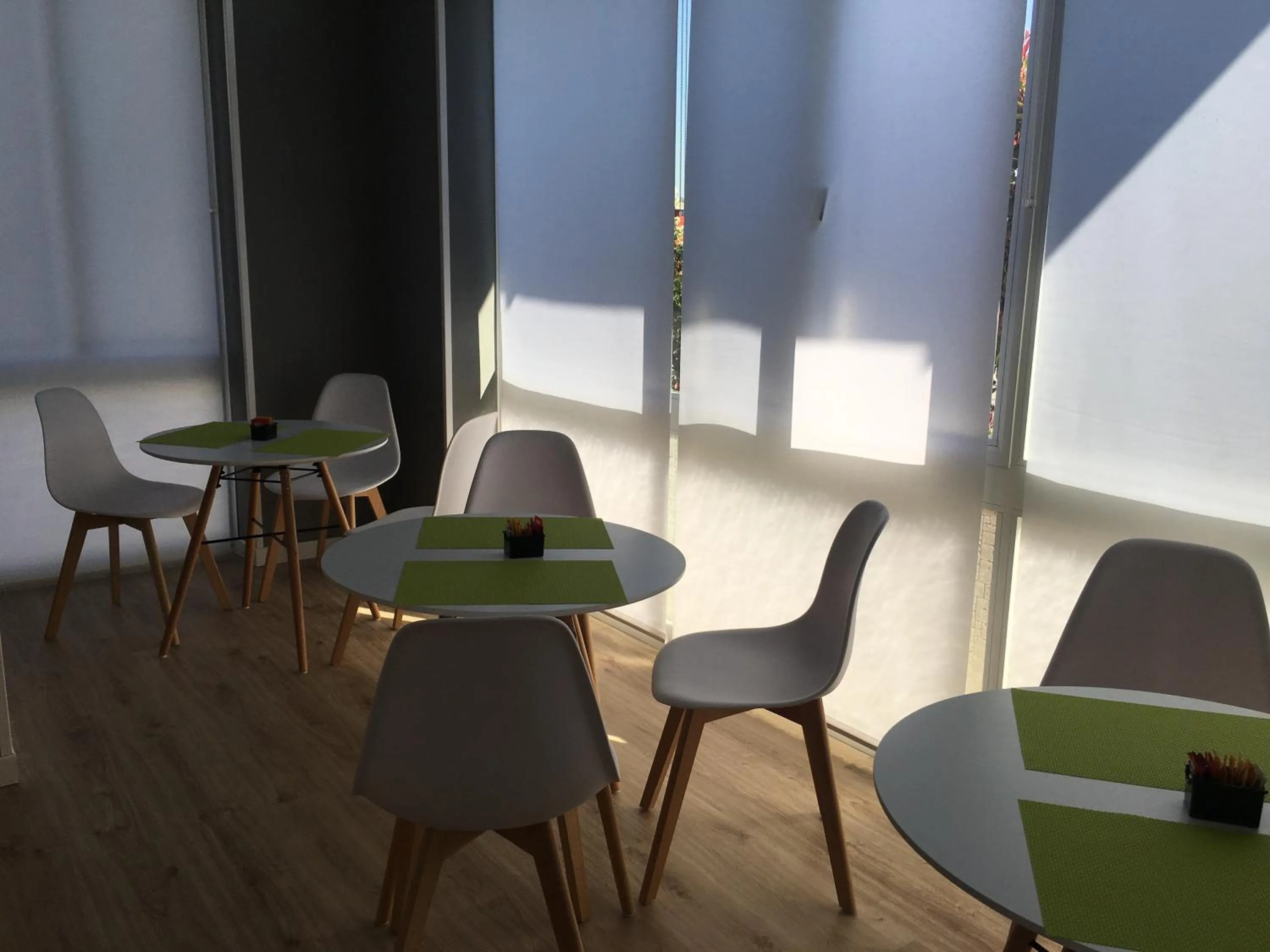 Buffet breakfast in Residenza Guglielmo - Free Parking