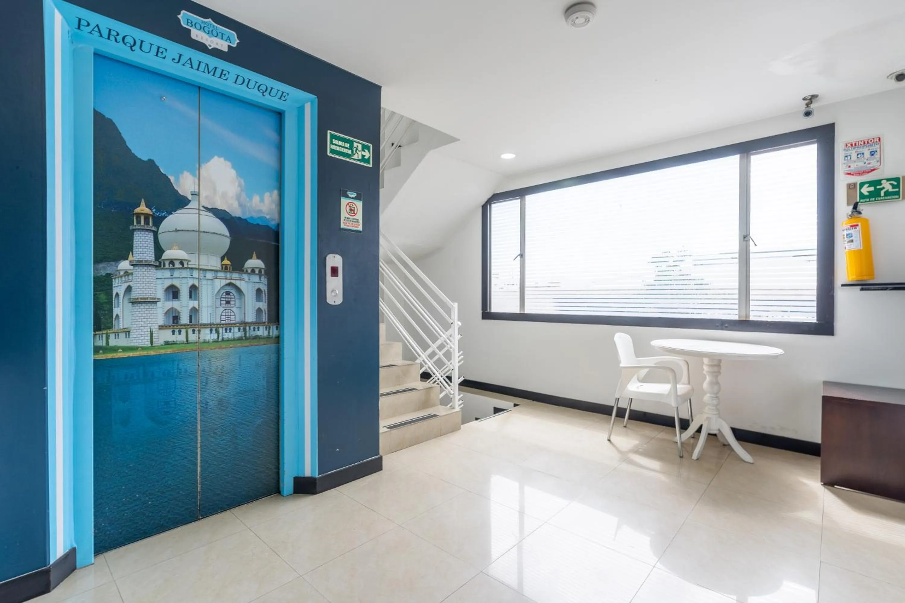 elevator in Hotel Bogota Resort