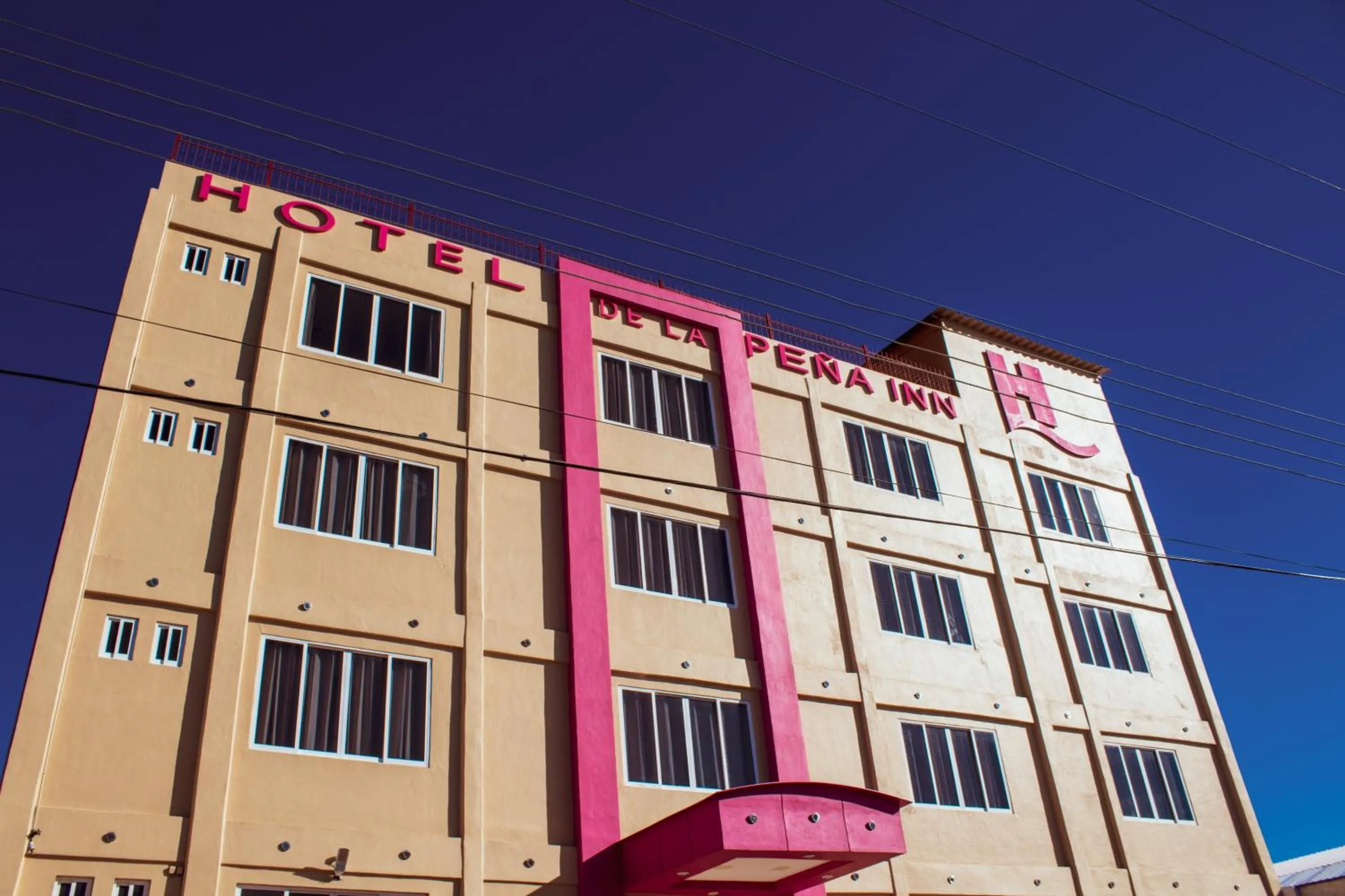 Property building in HOTEL DE LA PEÑA INN