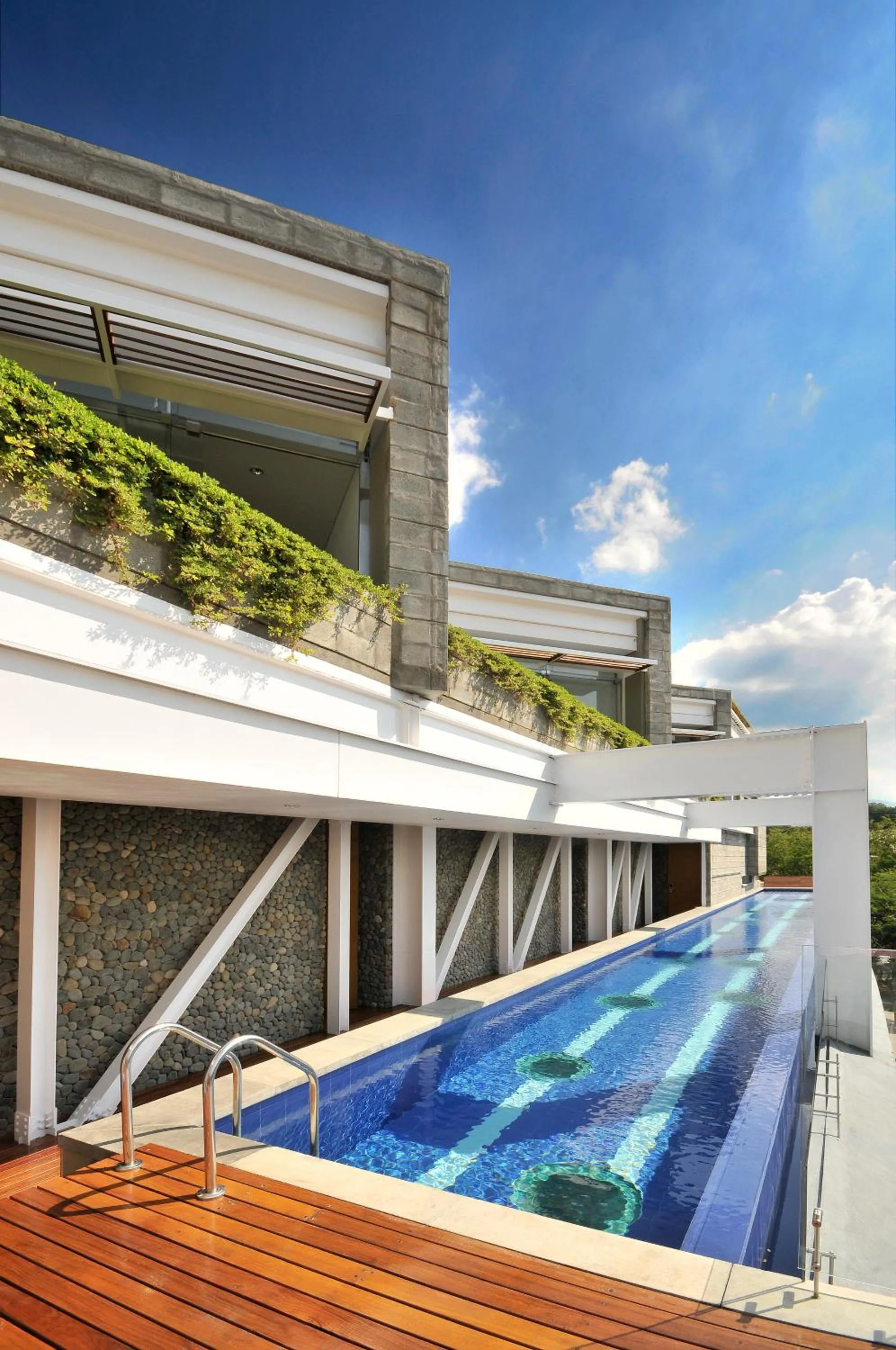 Swimming pool in AcquaSanta Lofts Hotel